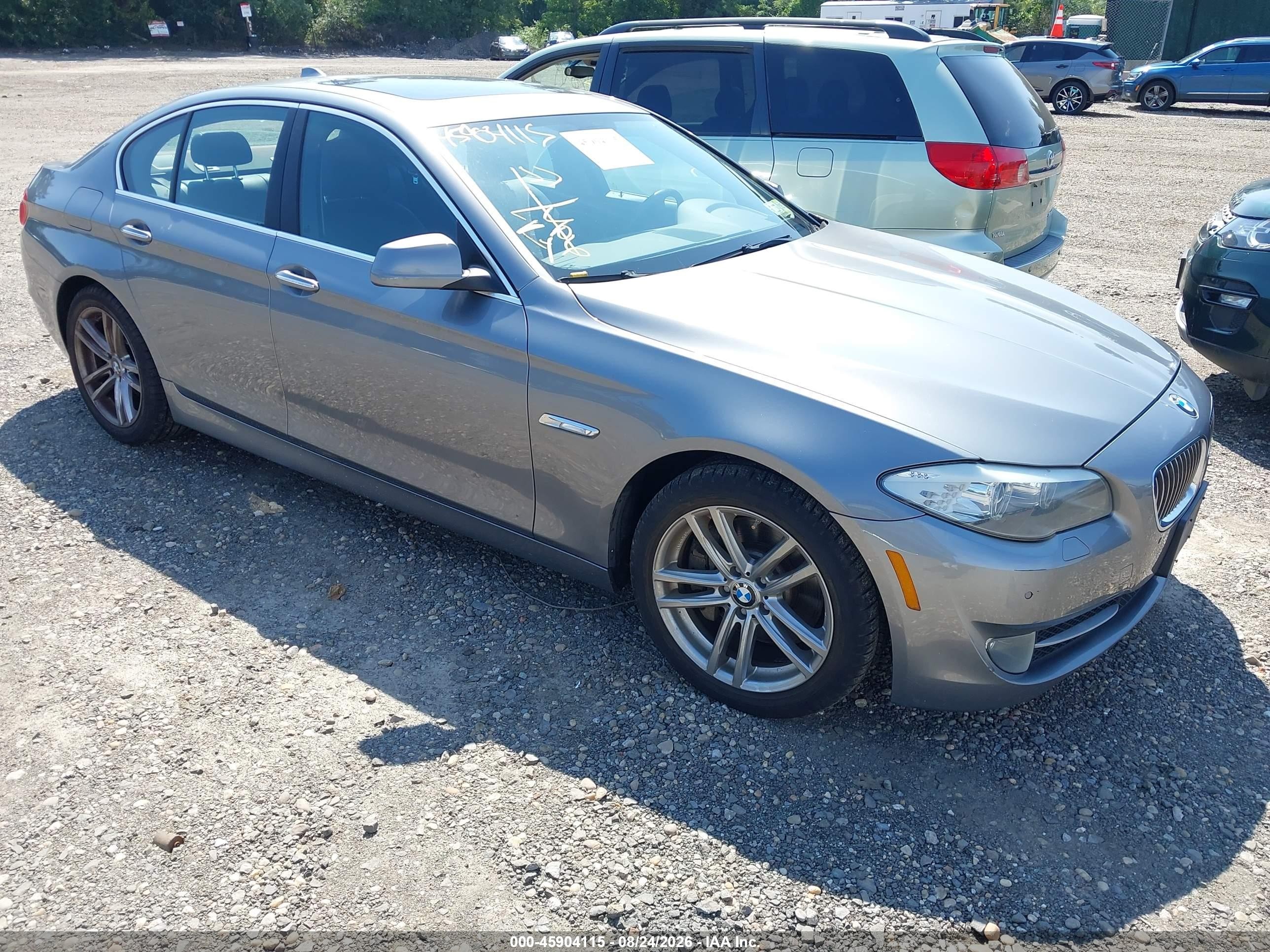 2013 Bmw 535i Xdrive Silver vin: WBAFU7C53DDU77824