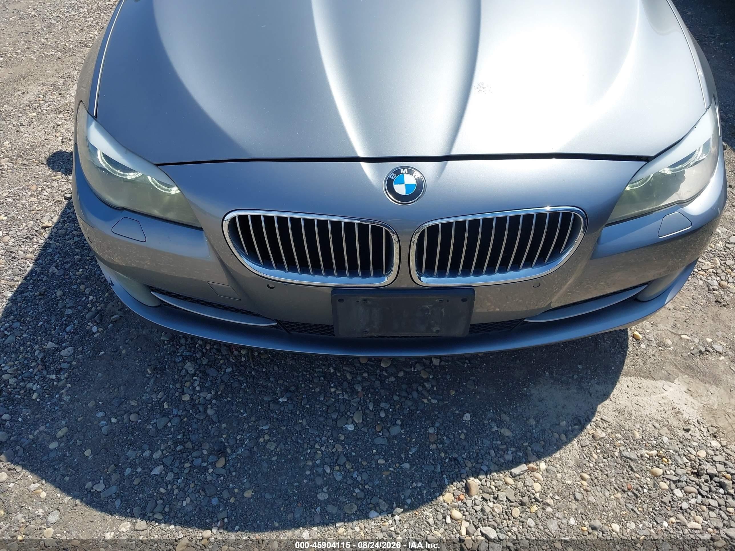 2013 Bmw 535i Xdrive Silver vin: WBAFU7C53DDU77824