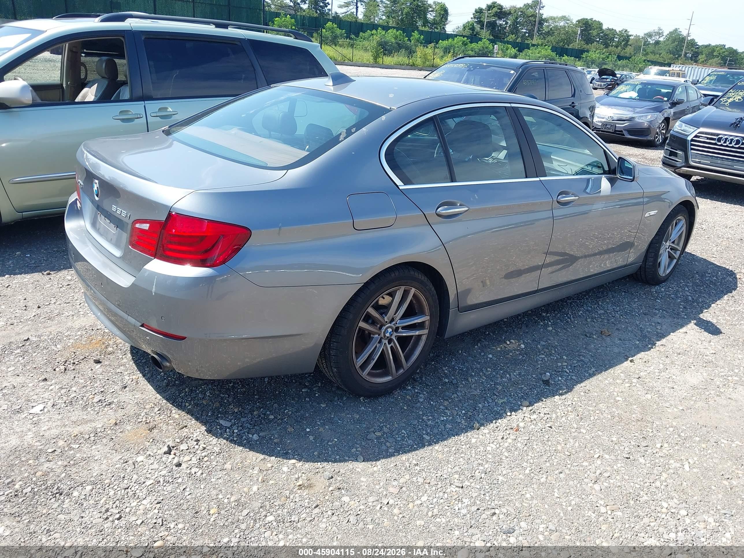 2013 Bmw 535i Xdrive Silver vin: WBAFU7C53DDU77824