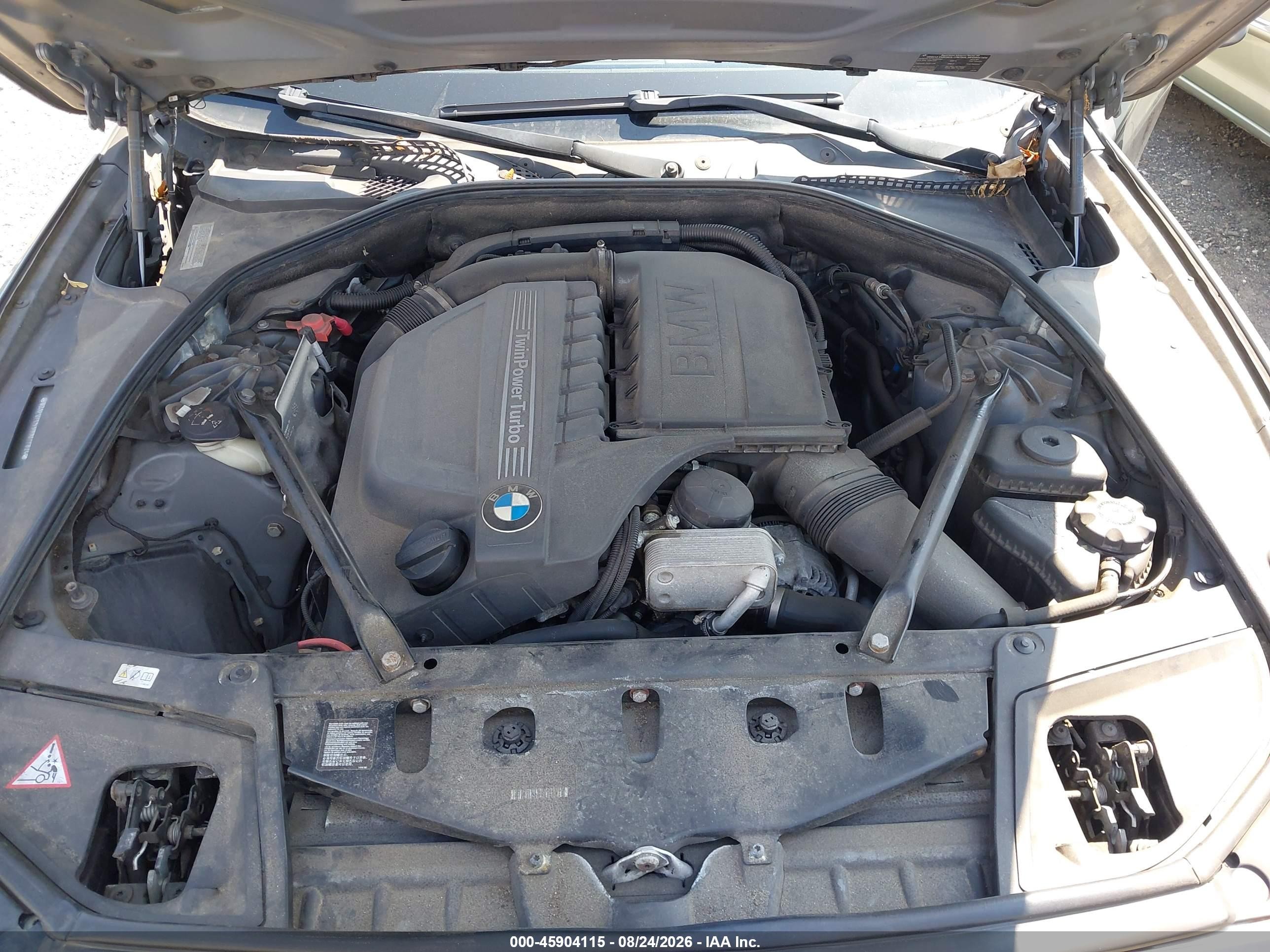 2013 Bmw 535i Xdrive Silver vin: WBAFU7C53DDU77824