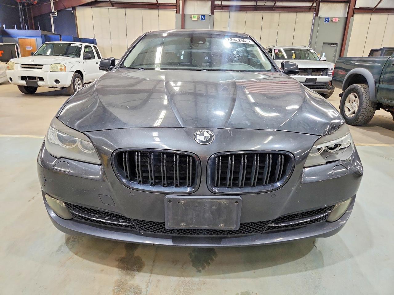 2011 Bmw 535 Xi Black vin: WBAFU7C54BC439828
