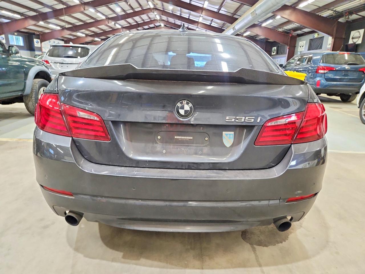 2011 Bmw 535 Xi Black vin: WBAFU7C54BC439828