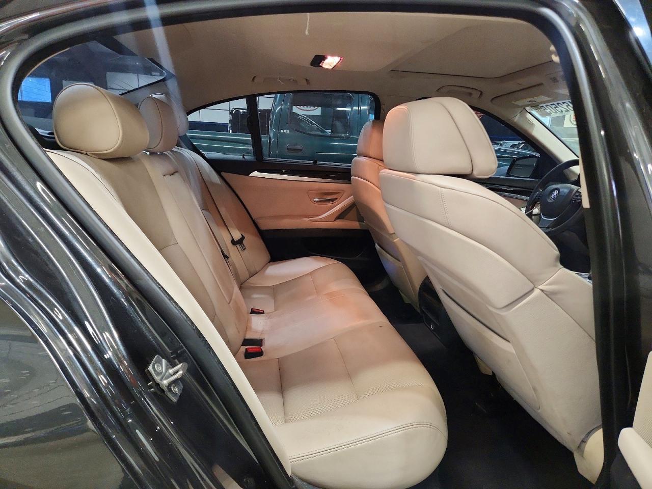 2011 Bmw 535 Xi Black vin: WBAFU7C54BC439828