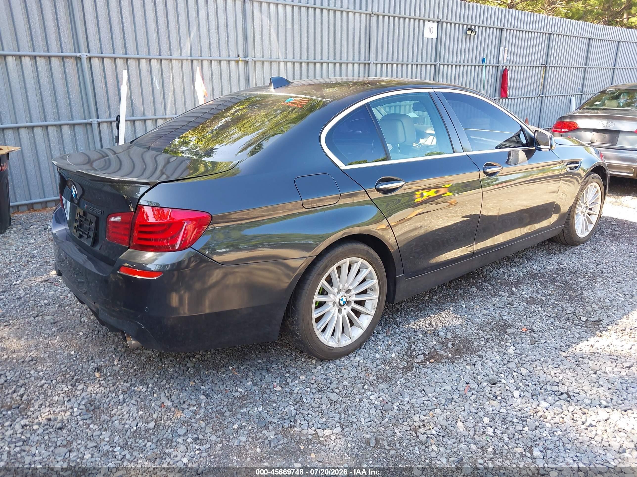 2011 Bmw 535i Xdrive Серый vin: WBAFU7C54BC771333