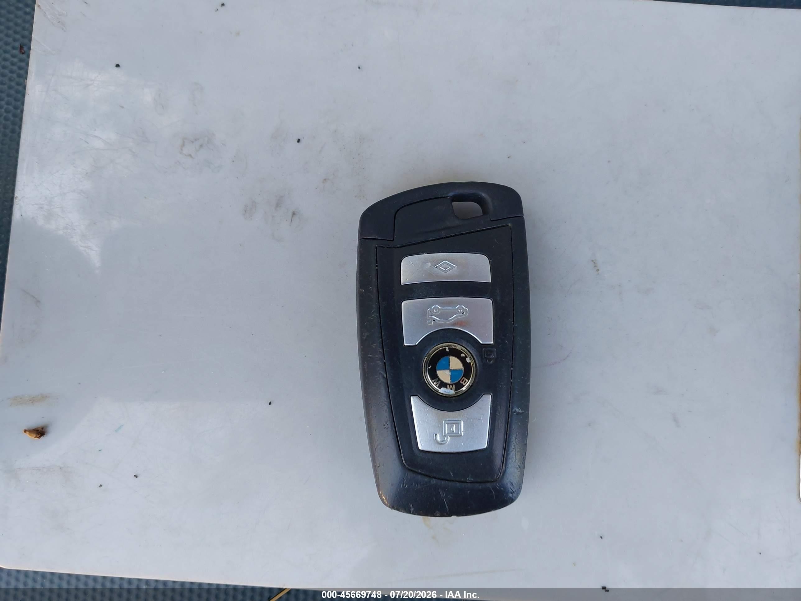 2011 Bmw 535i Xdrive Серый vin: WBAFU7C54BC771333