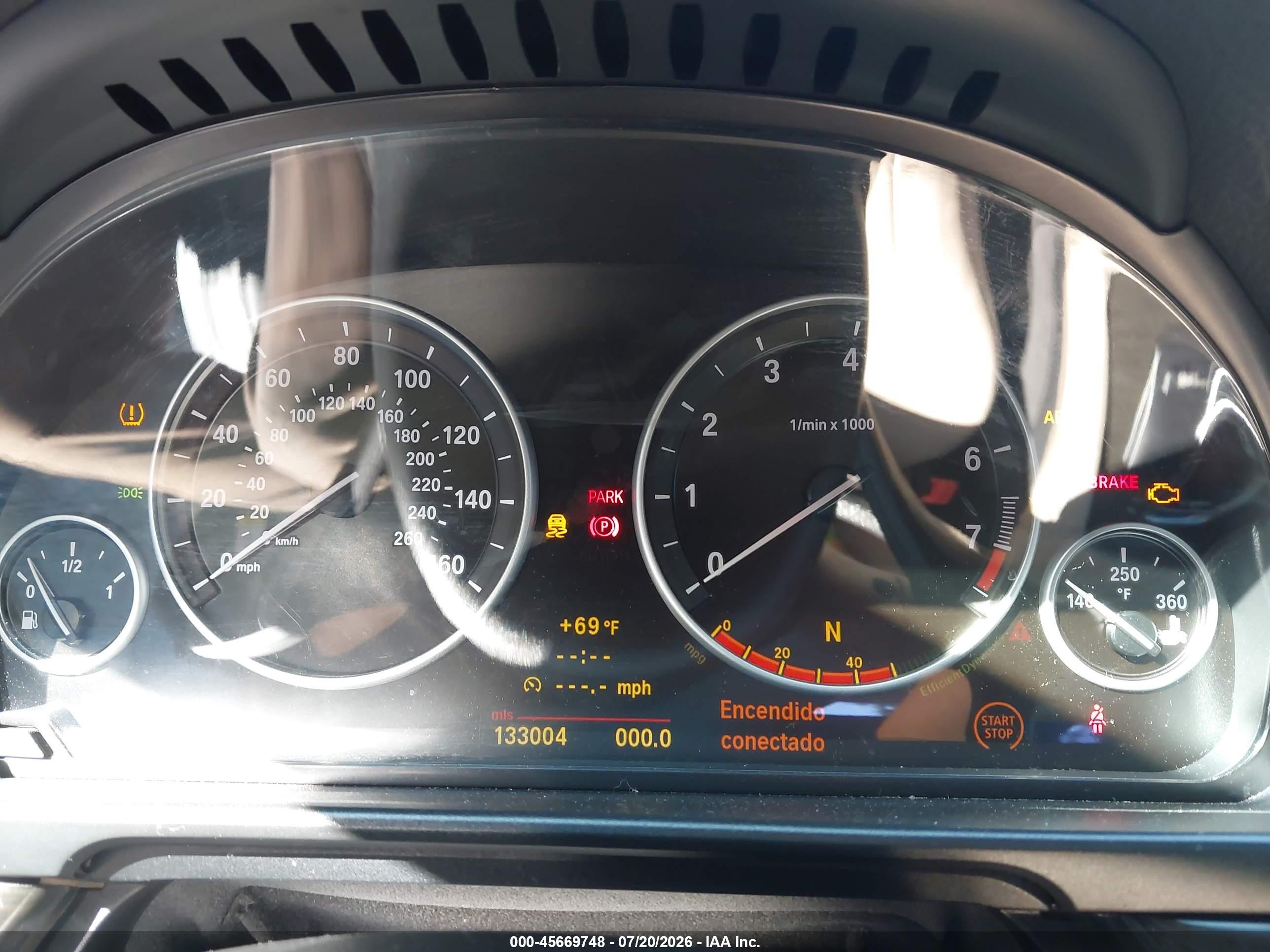 2011 Bmw 535i Xdrive Серый vin: WBAFU7C54BC771333