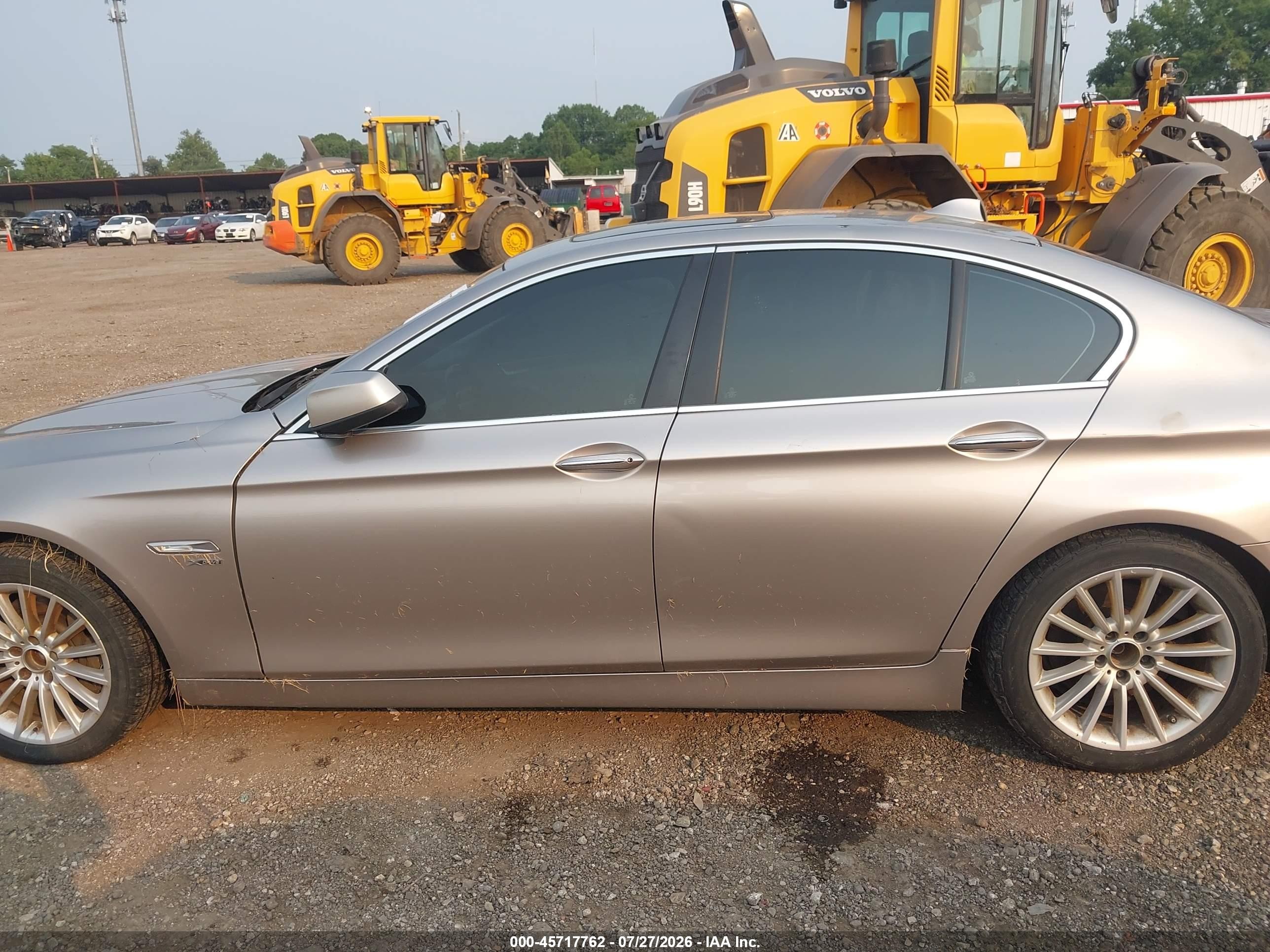 2011 Bmw 535i Xdrive Champagne vin: WBAFU7C54BC780405