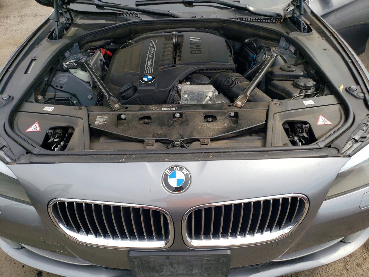 2011 Bmw 535 Xi Серебряный vin: WBAFU7C54BC869889