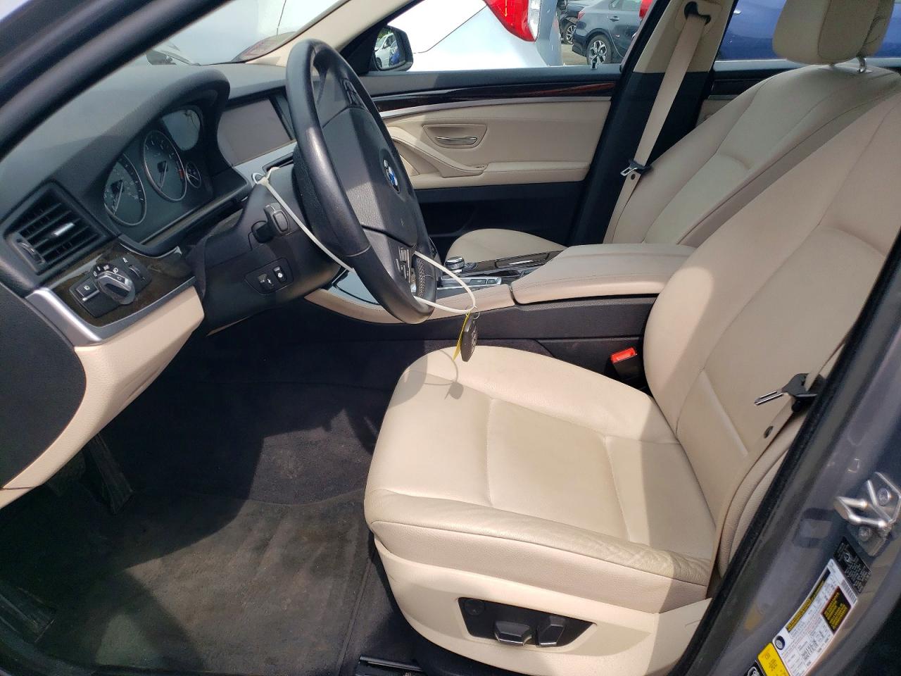 2011 Bmw 535 Xi Серебряный vin: WBAFU7C54BC869889