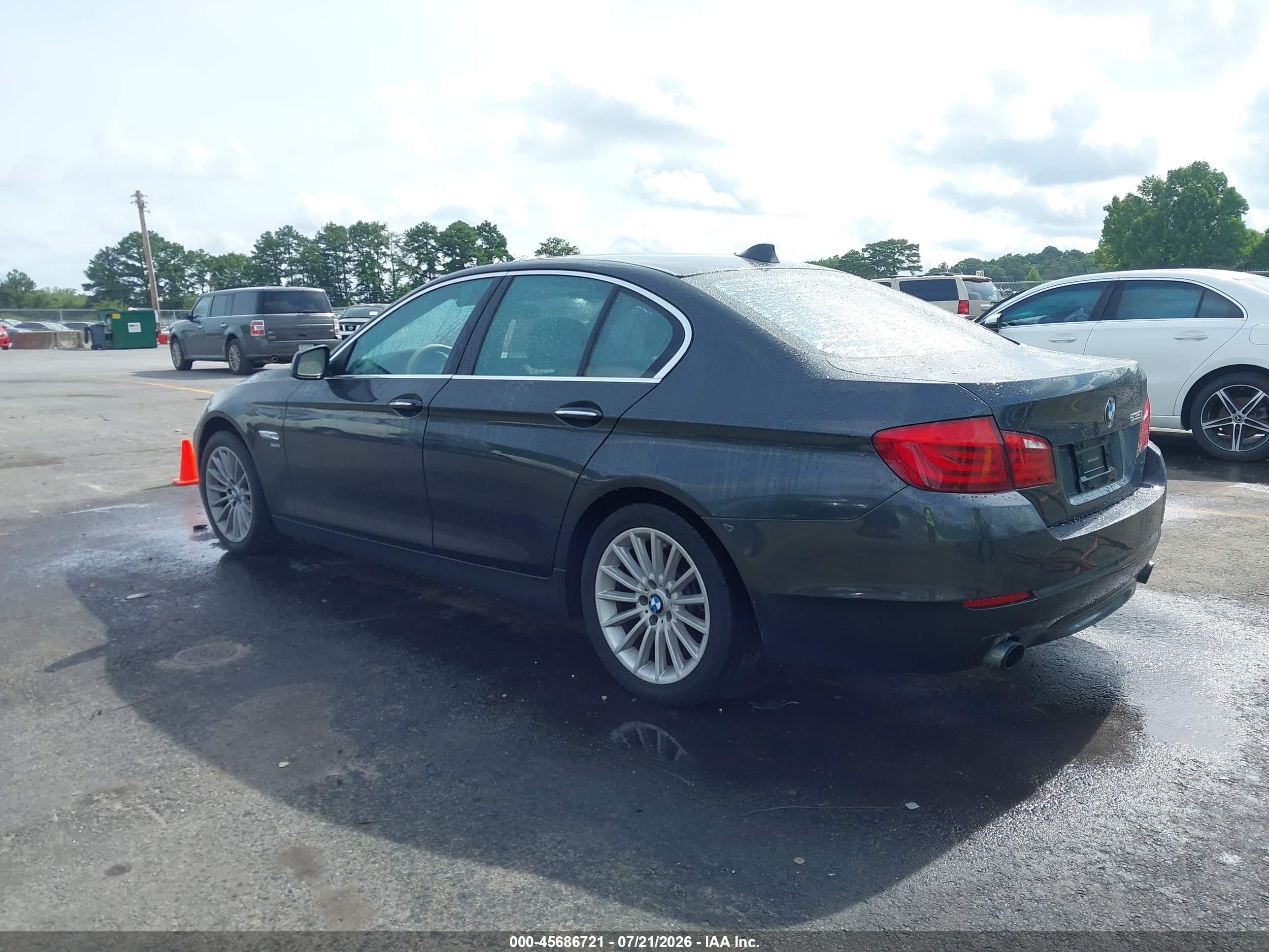 2011 Bmw 535i Xdrive Gray vin: WBAFU7C54BC876776