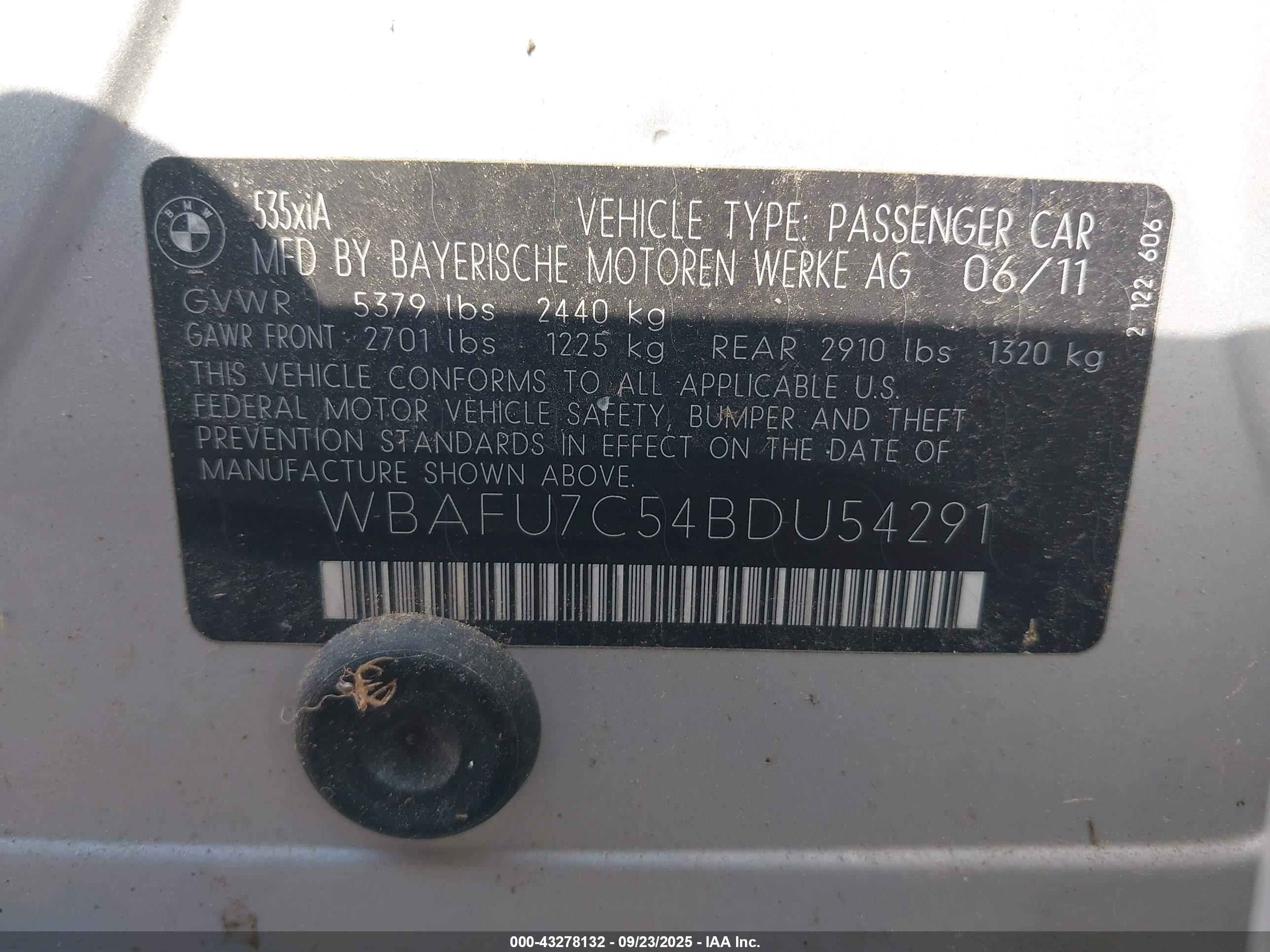 2011 Bmw 535i Xdrive Silver vin: WBAFU7C54BDU54291