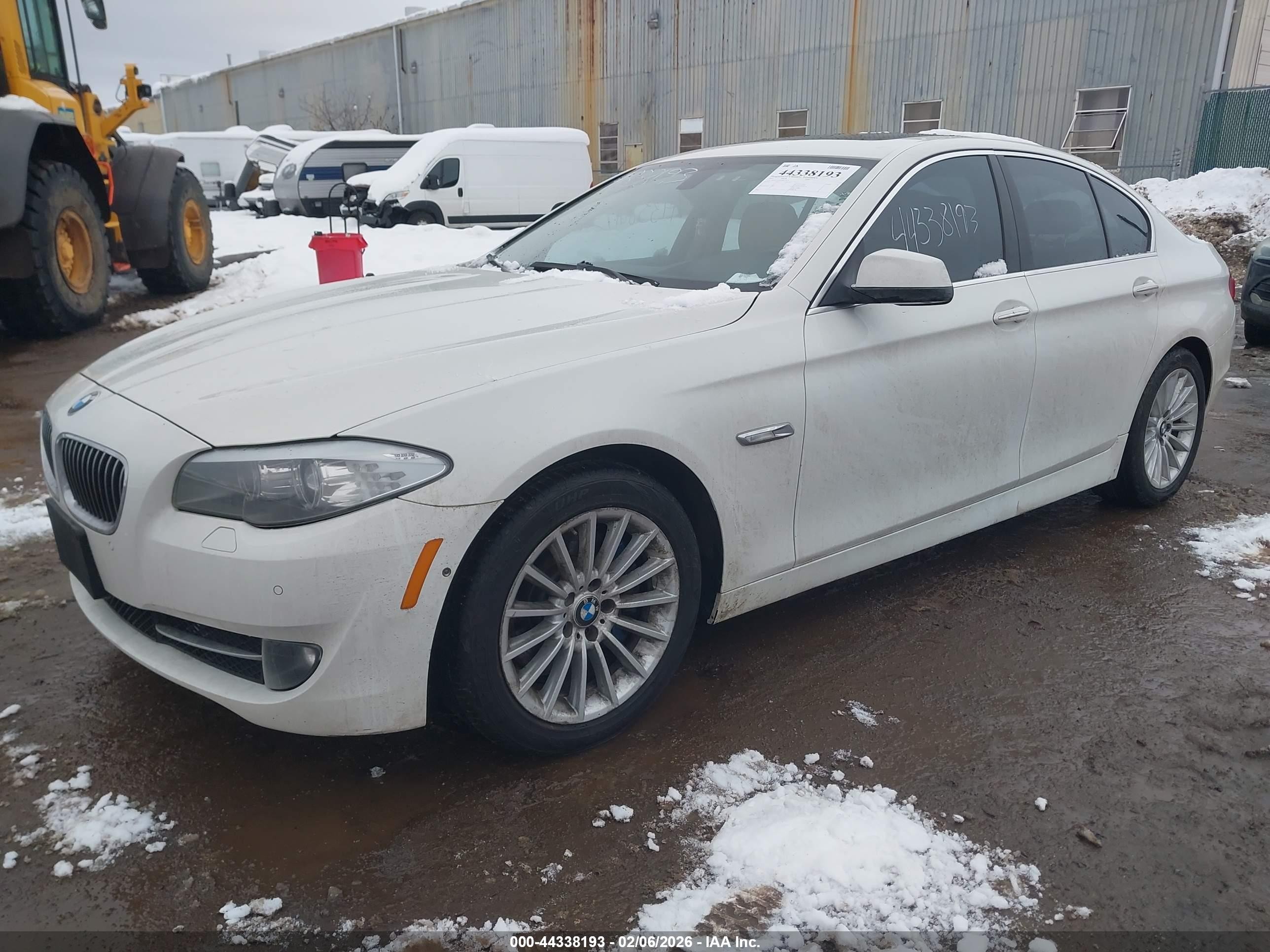 2013 Bmw 535i Xdrive White vin: WBAFU7C54DDU67979
