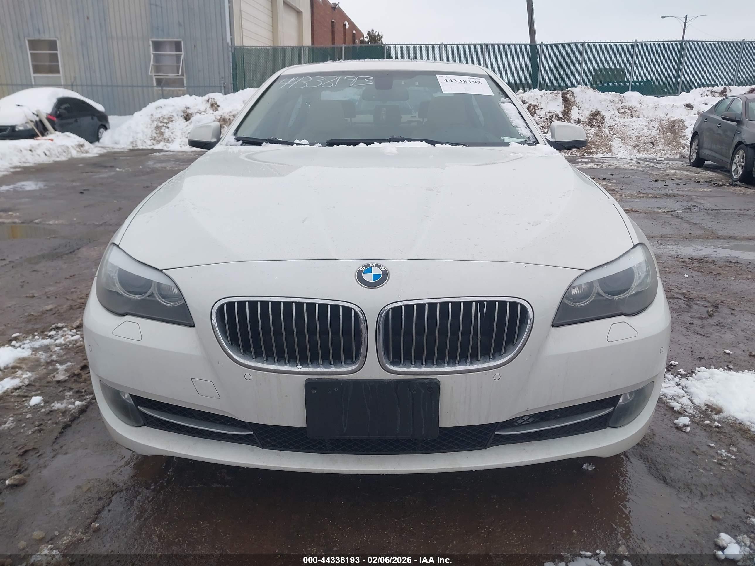 2013 Bmw 535i Xdrive White vin: WBAFU7C54DDU67979
