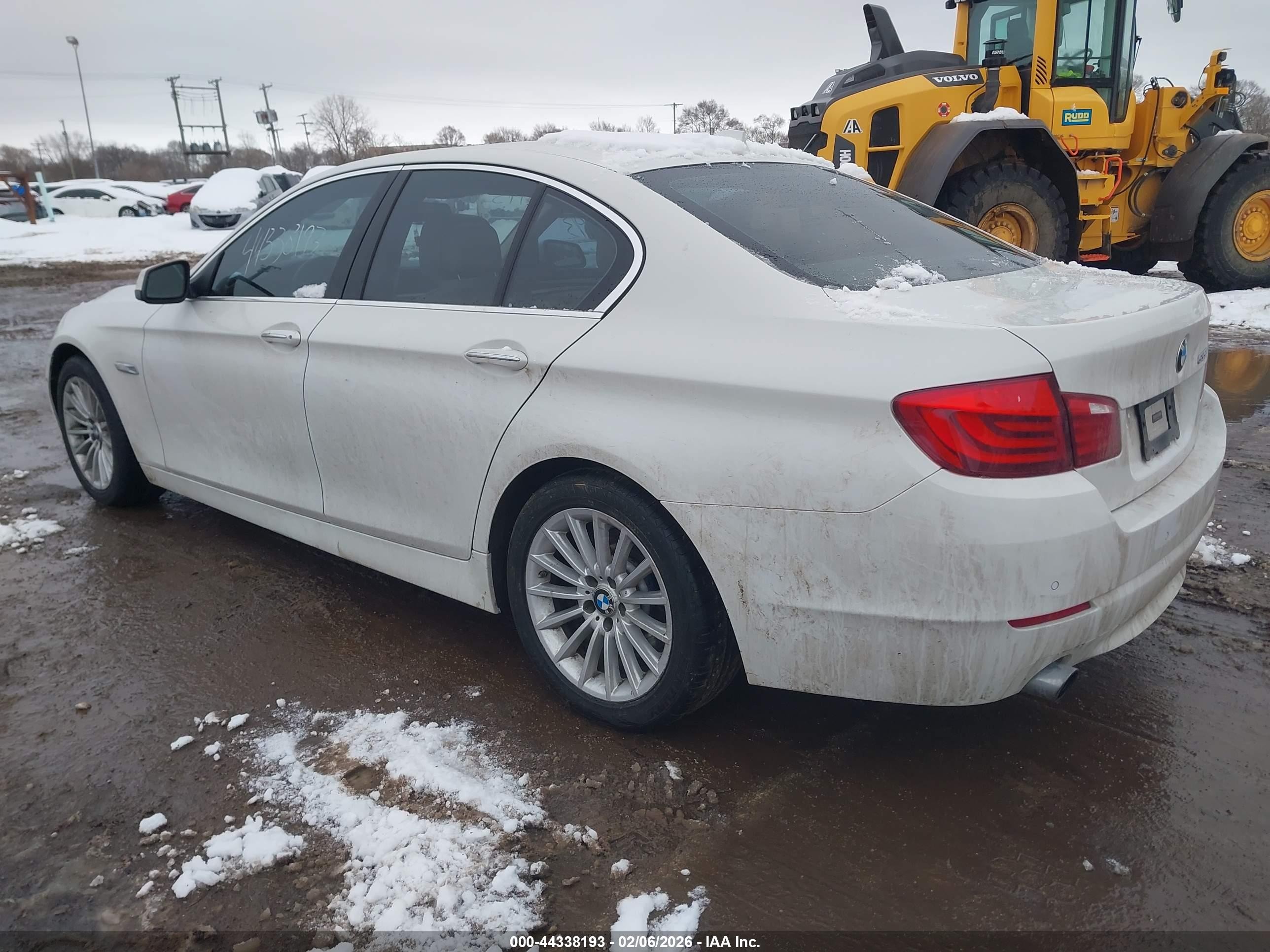 2013 Bmw 535i Xdrive White vin: WBAFU7C54DDU67979