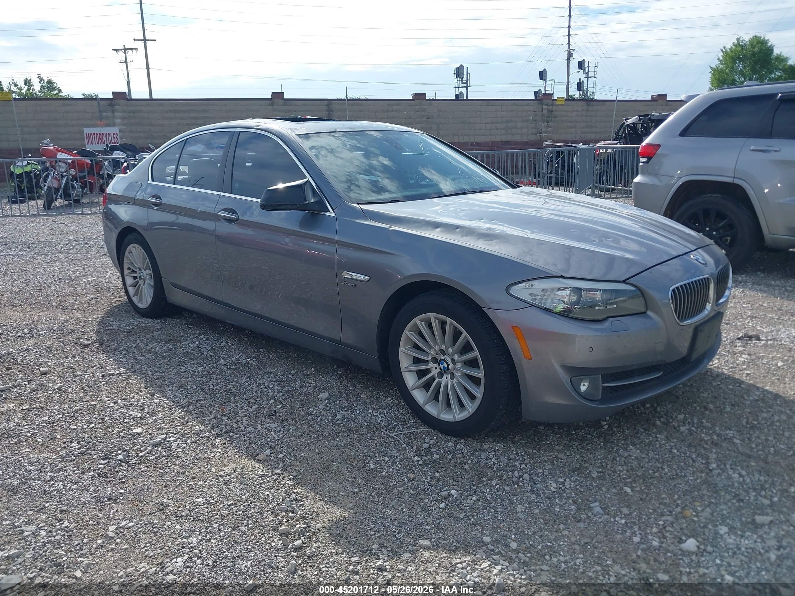 2011 Bmw 535i Xdrive Gray vin: WBAFU7C55BC870386