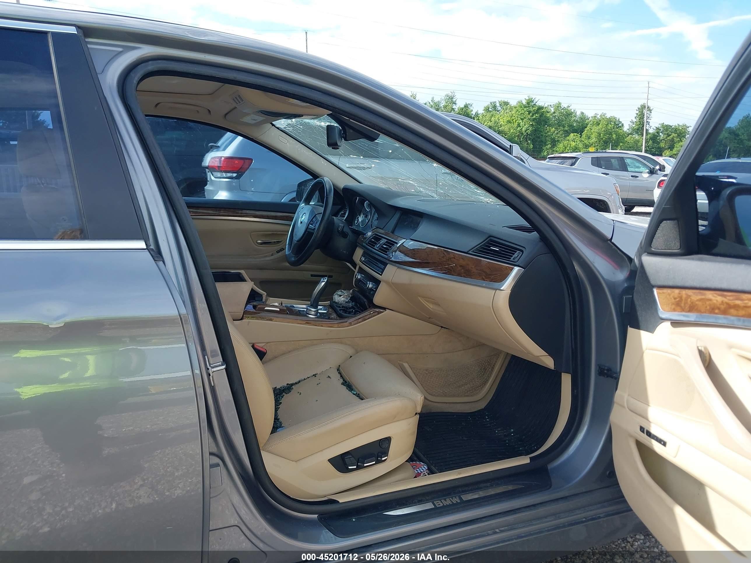 2011 Bmw 535i Xdrive Gray vin: WBAFU7C55BC870386