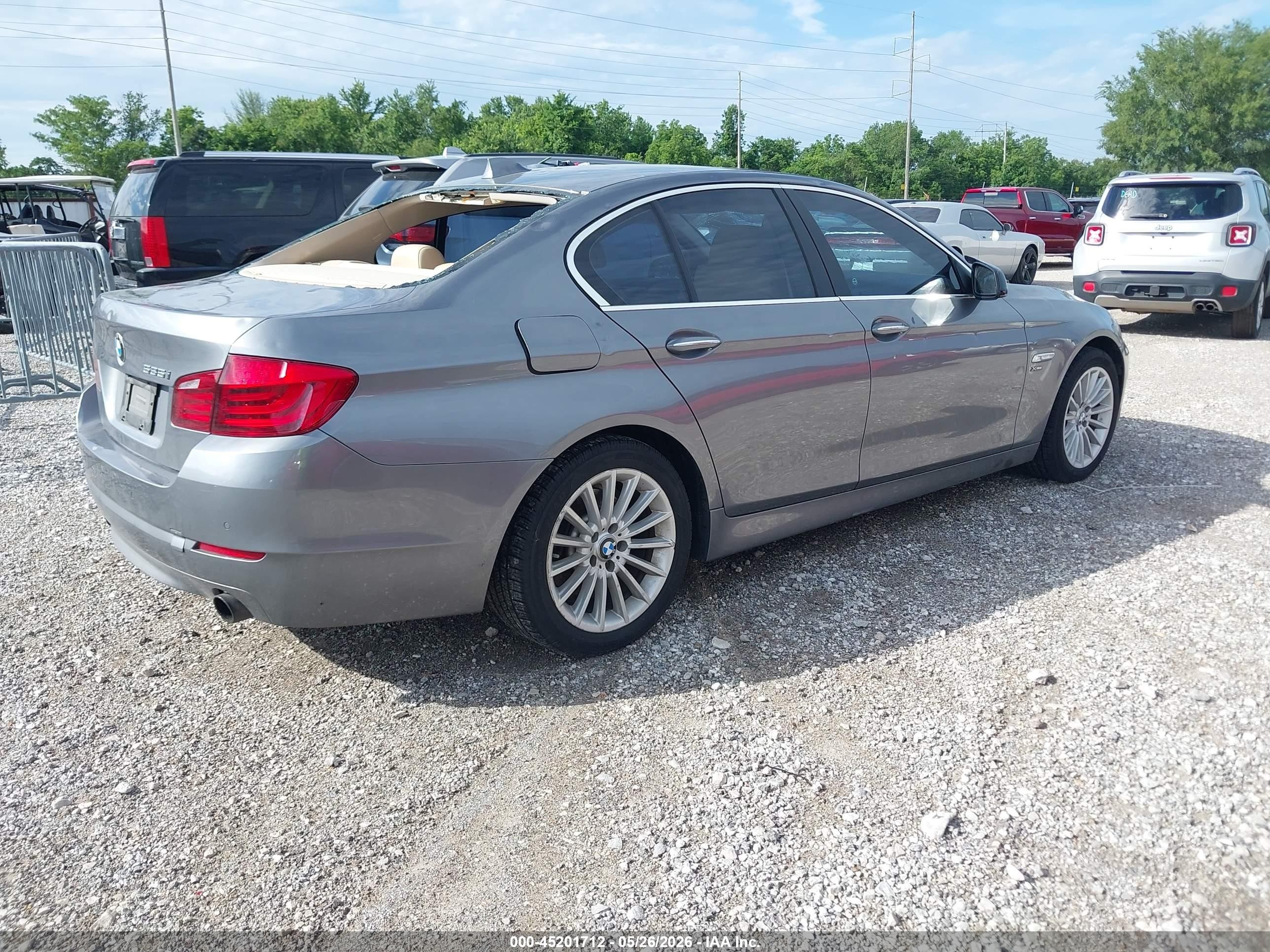 2011 Bmw 535i Xdrive Gray vin: WBAFU7C55BC870386