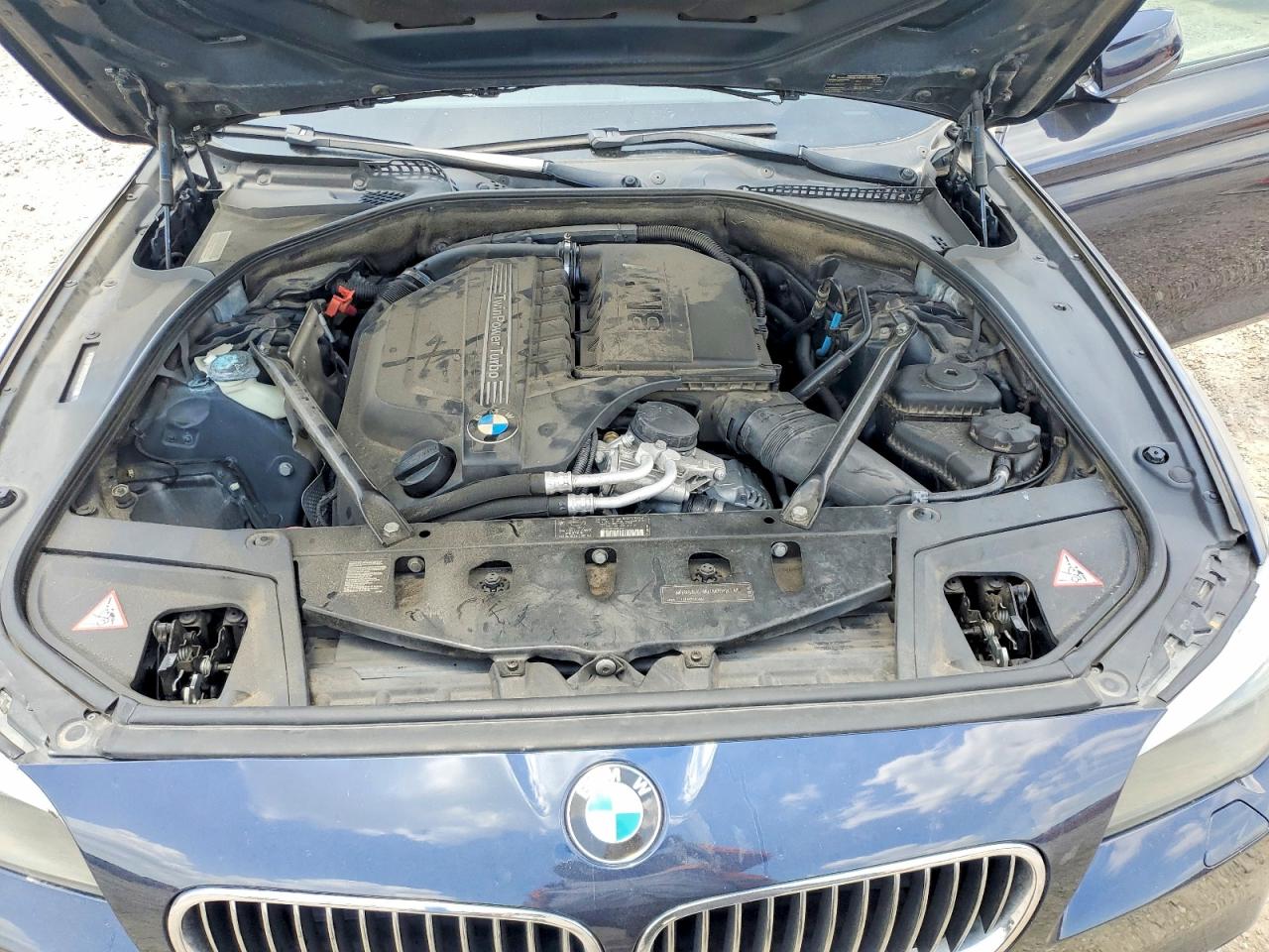 2011 Bmw 535 Xi Blue vin: WBAFU7C55BC870811