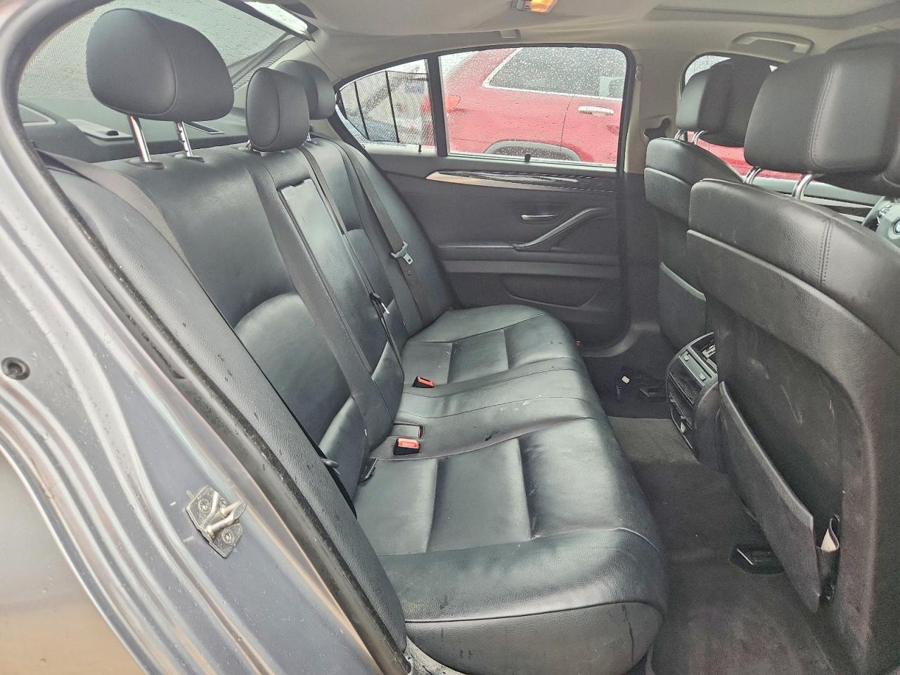 2011 Bmw 535 Xi Silver vin: WBAFU7C55BC871487