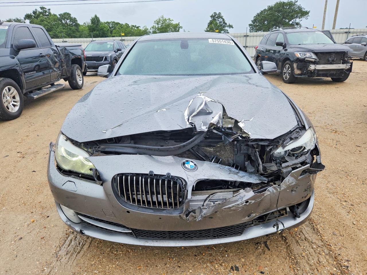 2011 Bmw 535 Xi Silver vin: WBAFU7C55BC871487