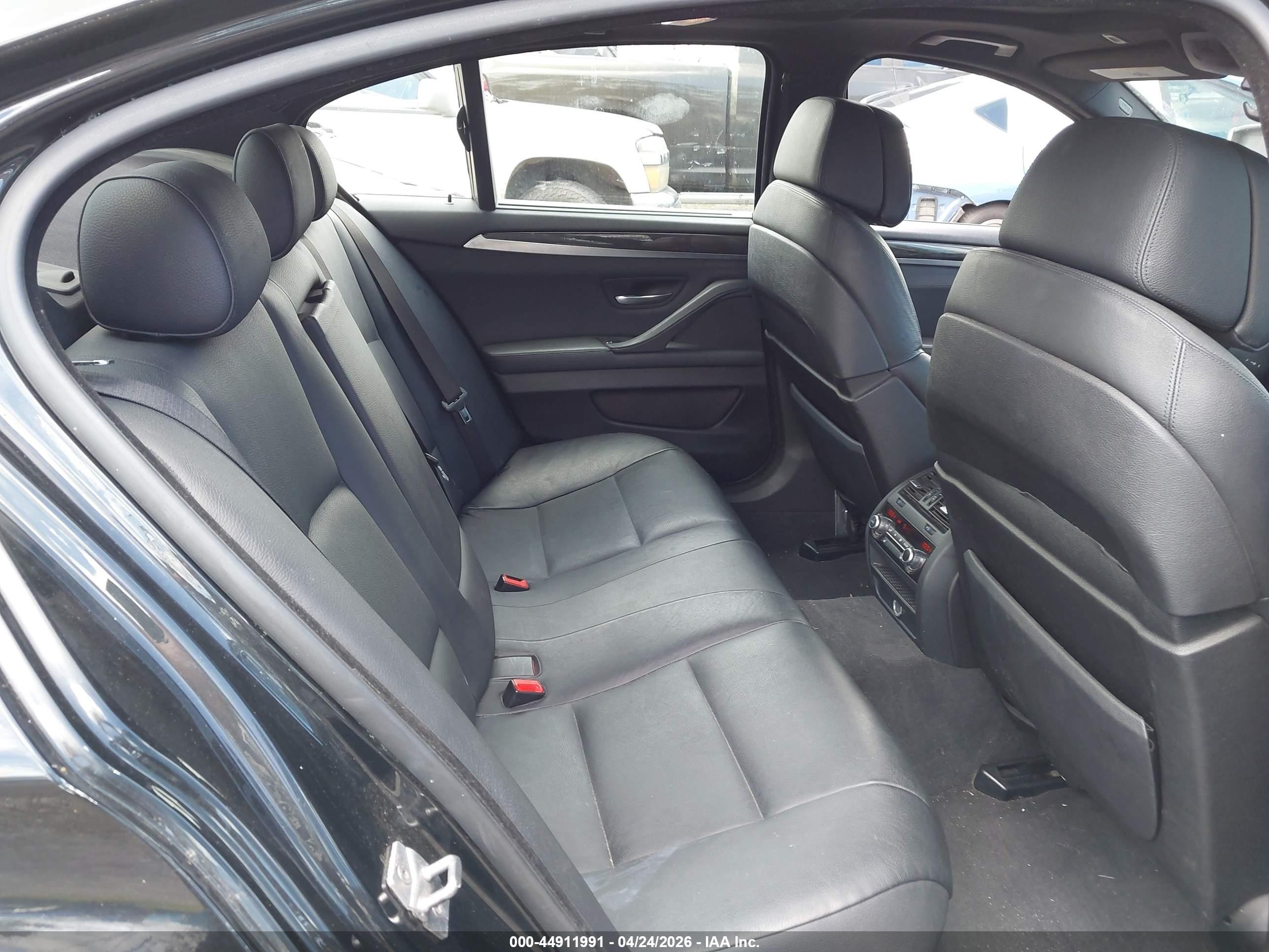 2011 Bmw 535i Xdrive Black vin: WBAFU7C55BC874597