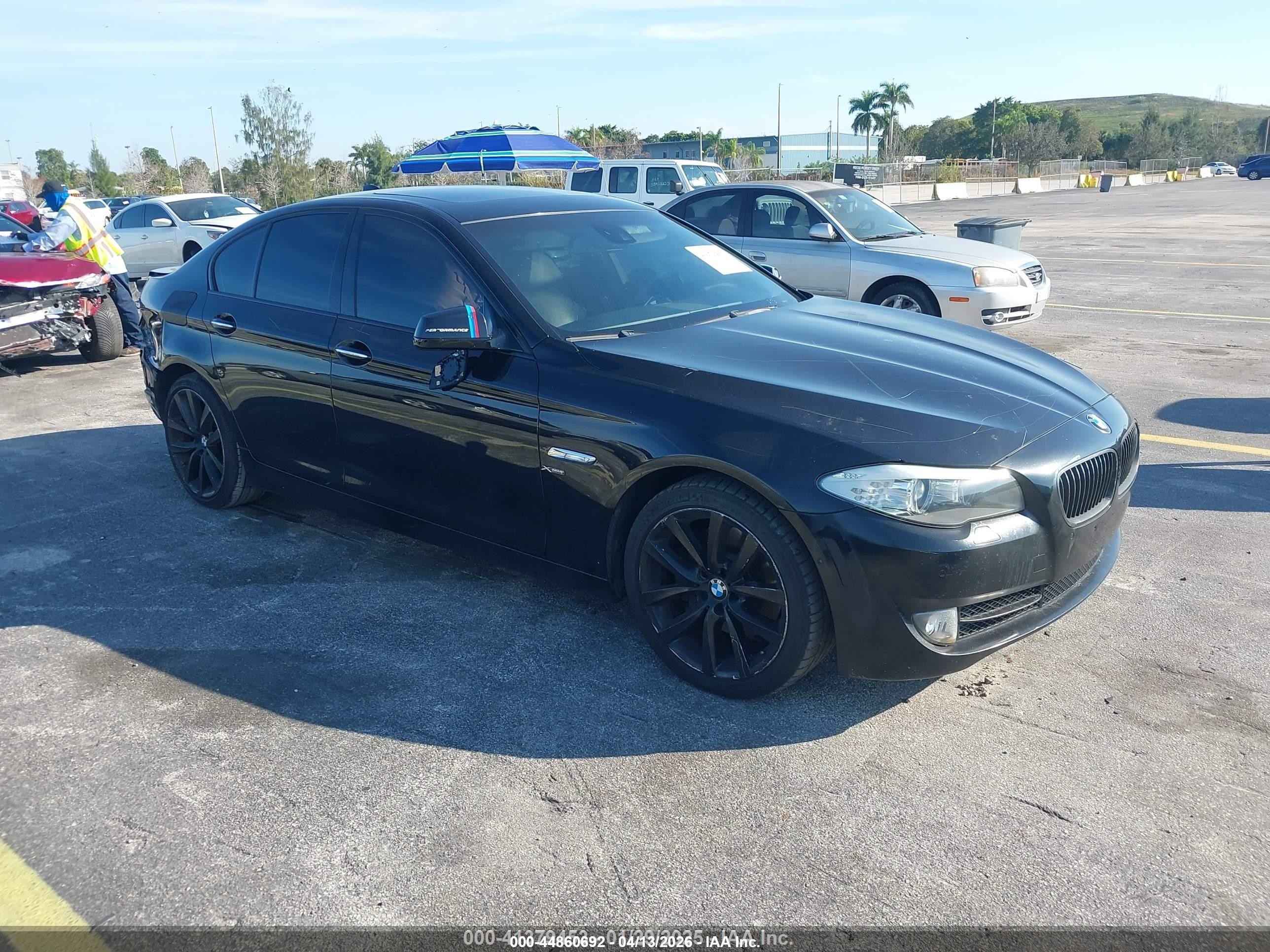 2011 Bmw 535i Xdrive Черный vin: WBAFU7C55BC878553