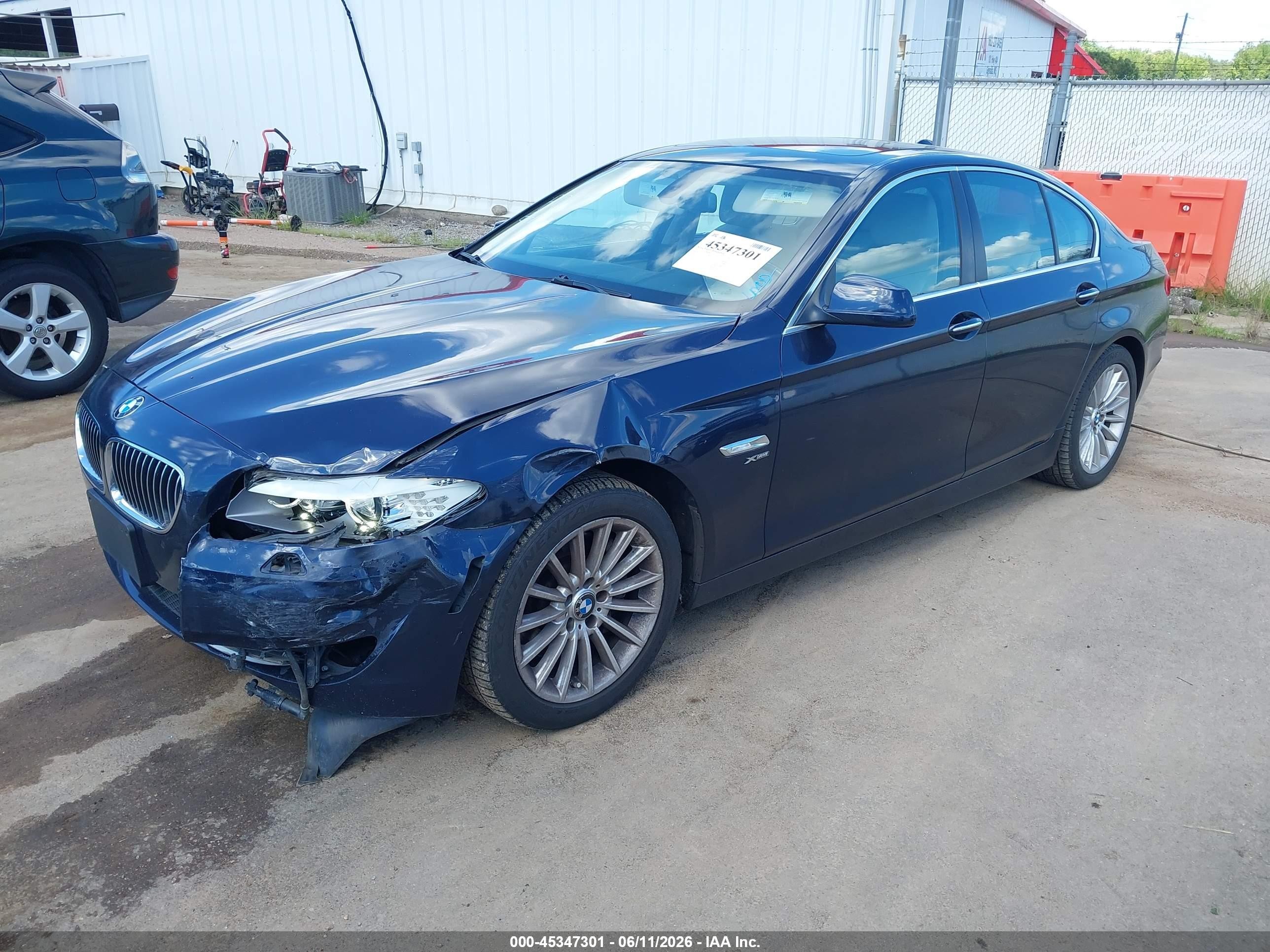 2011 Bmw 535i Xdrive Синий vin: WBAFU7C55BDU56440