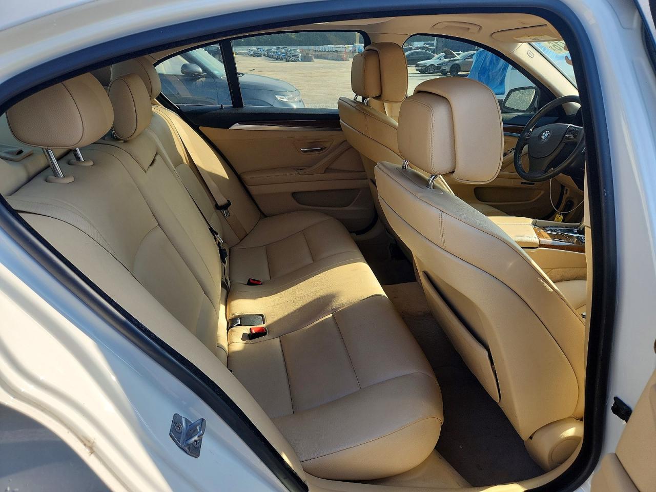 2013 Bmw 535 Xi White vin: WBAFU7C55DDU74813