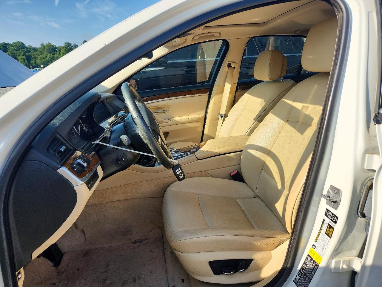2013 Bmw 535 Xi White vin: WBAFU7C55DDU74813