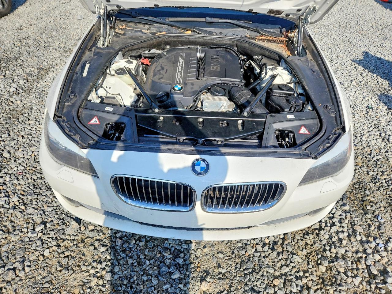 2013 Bmw 535 Xi White vin: WBAFU7C55DDU74813