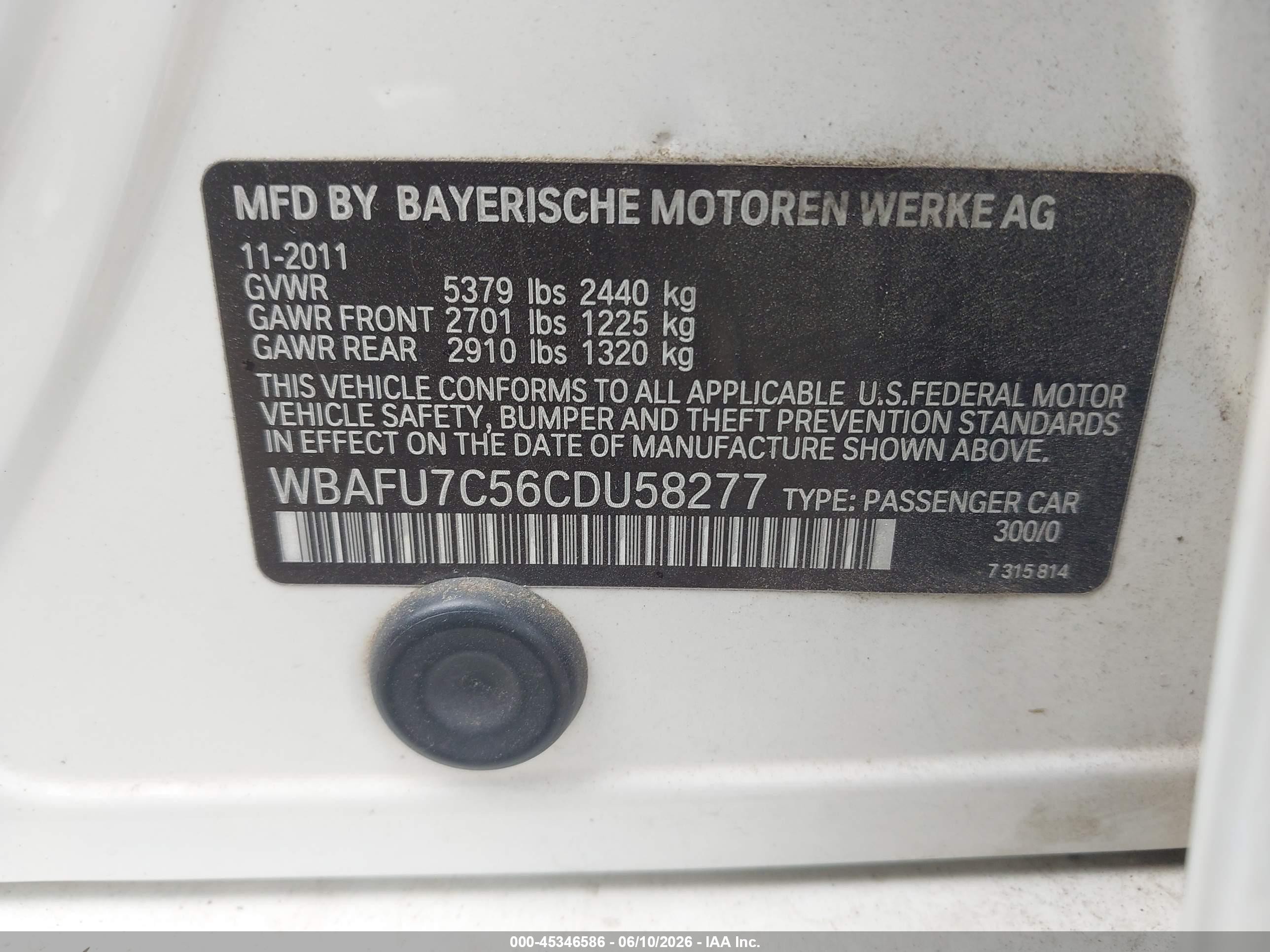 2012 Bmw 535i Xdrive Белый vin: WBAFU7C56CDU58277