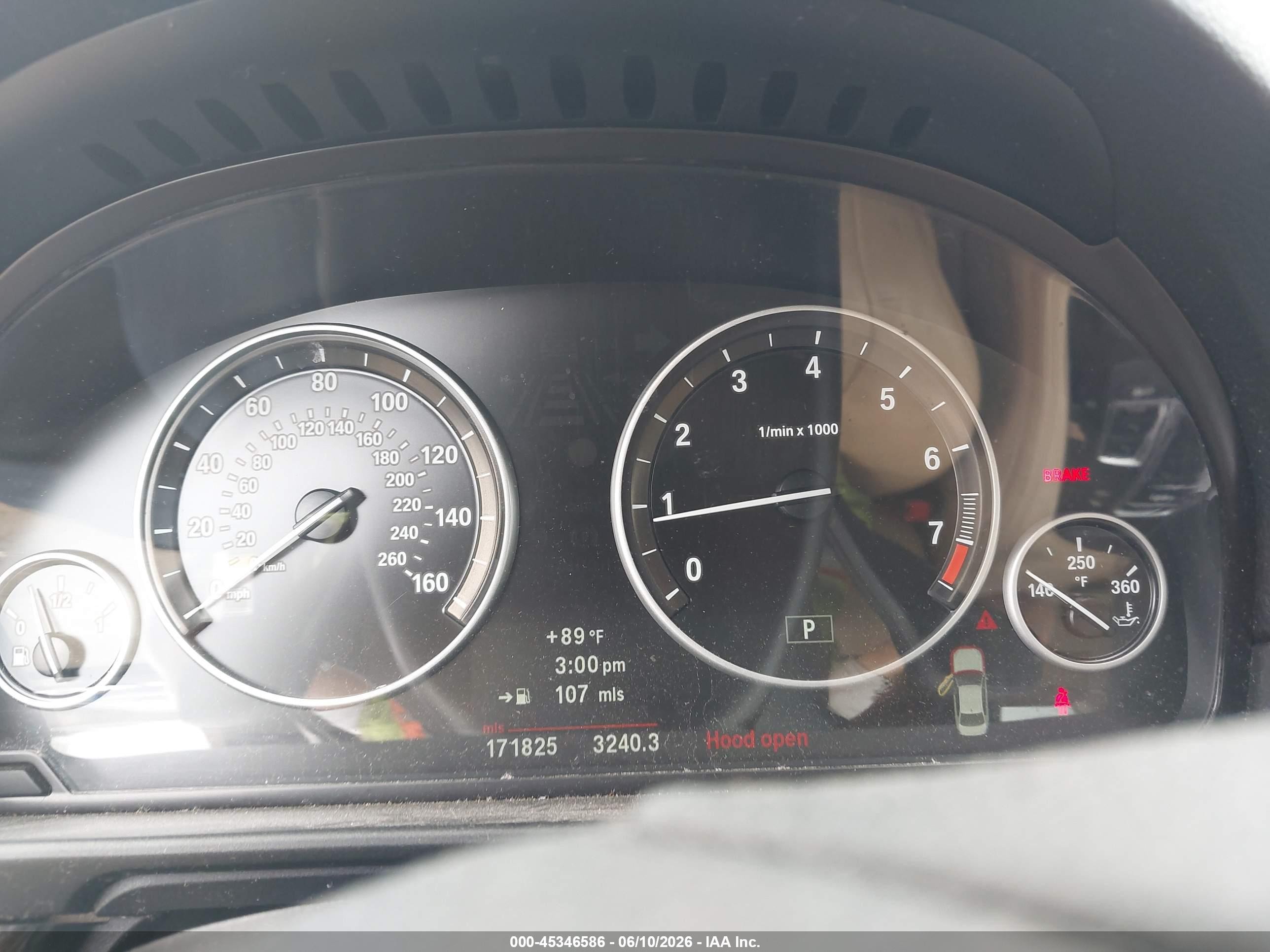 2012 Bmw 535i Xdrive Белый vin: WBAFU7C56CDU58277