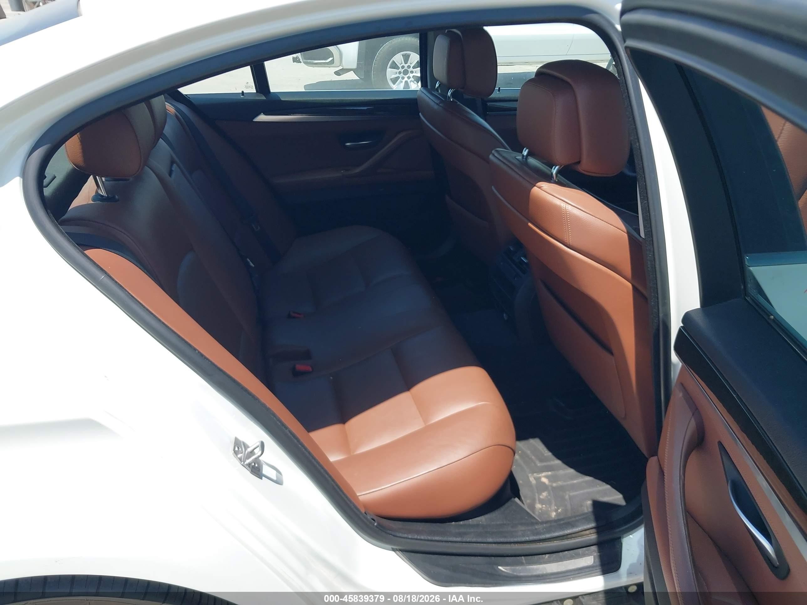 2013 Bmw 535i Xdrive White vin: WBAFU7C56DDU72018