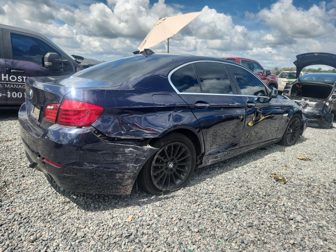2013 Bmw 535 Xi Blue vin: WBAFU7C56DDU72715