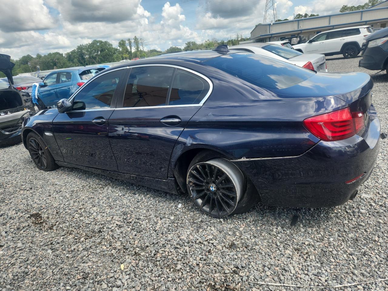 2013 Bmw 535 Xi Blue vin: WBAFU7C56DDU72715
