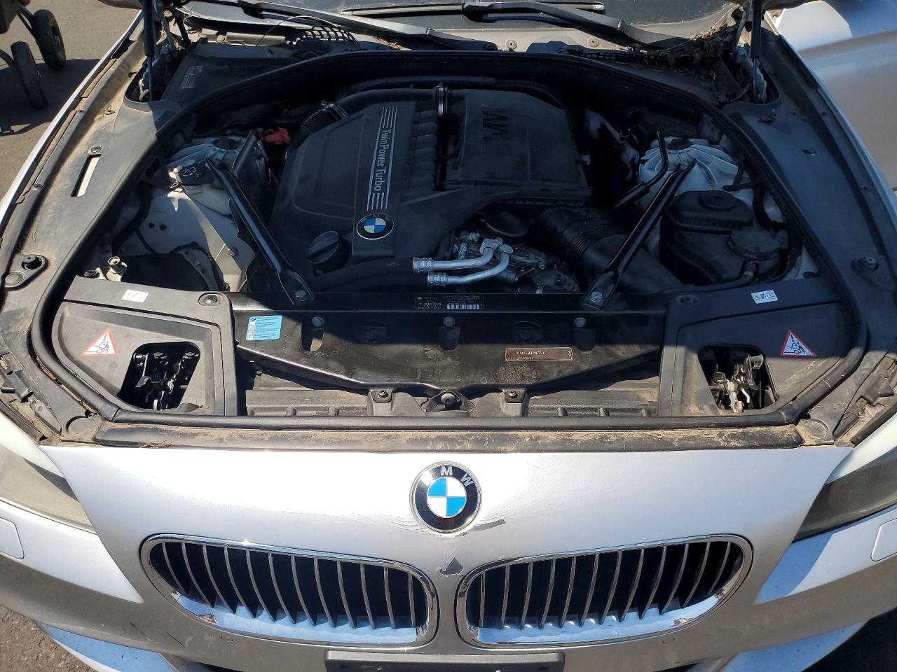 2011 Bmw 535 Xi Silver vin: WBAFU7C57BC778230