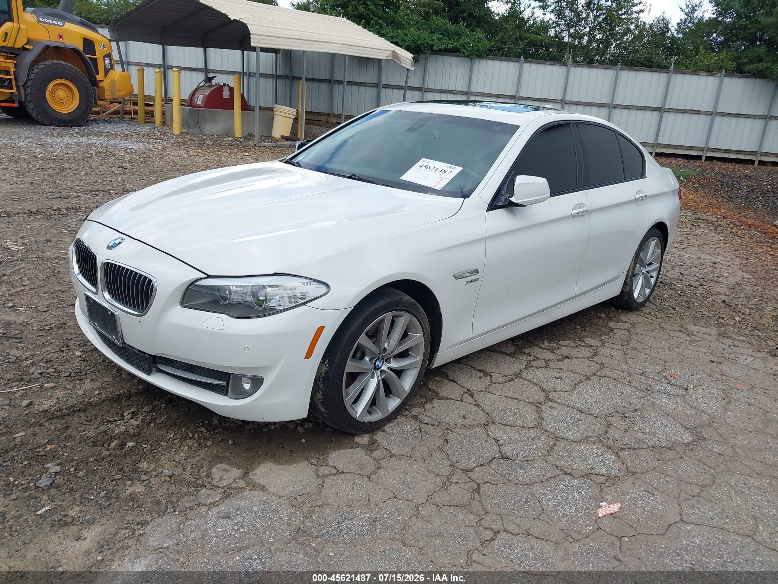 2011 Bmw 535i Xdrive White vin: WBAFU7C57BC873483