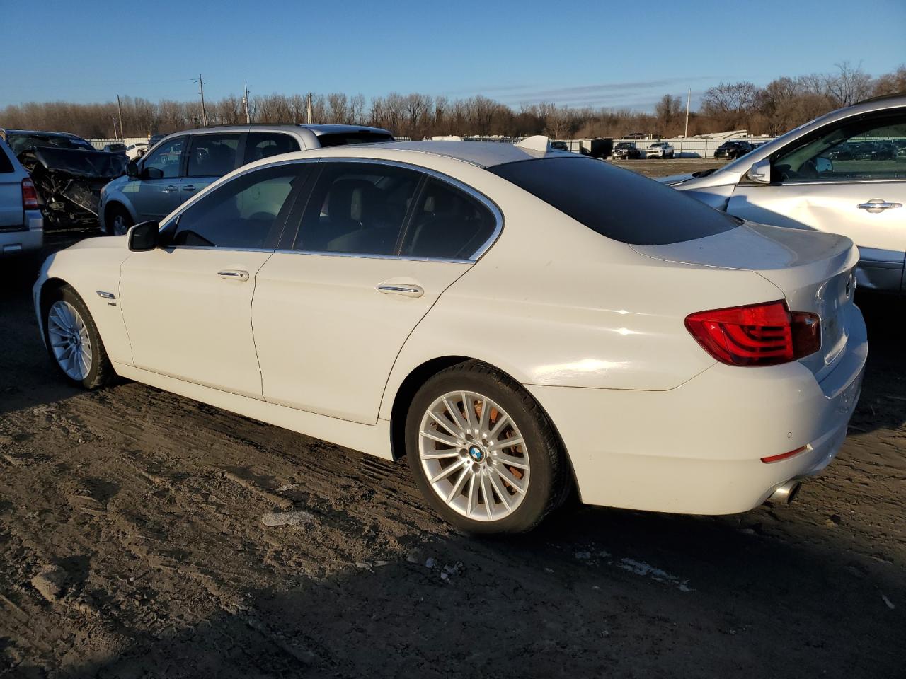 2011 Bmw 535 Xi White vin: WBAFU7C57BC876013