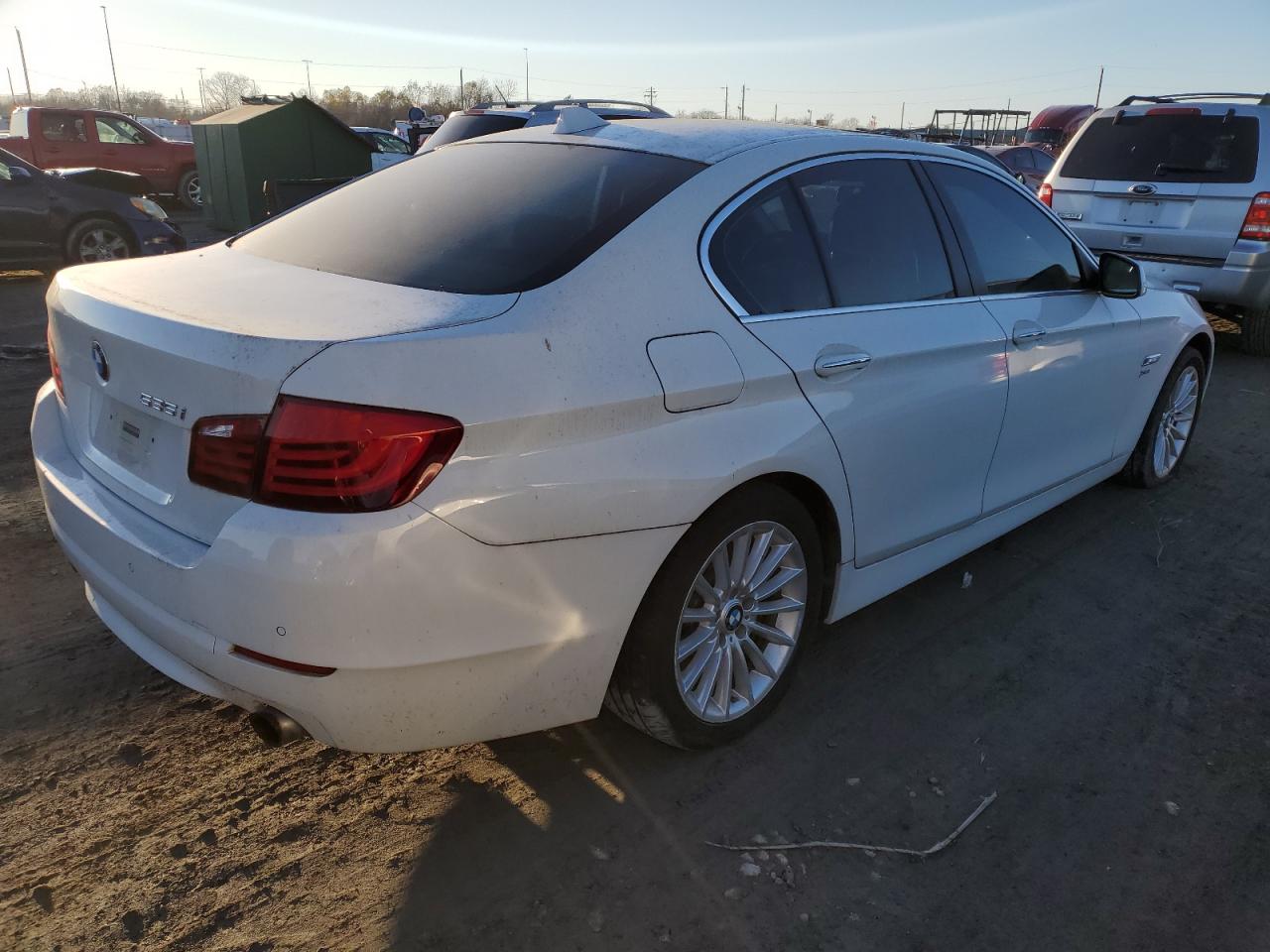 2011 Bmw 535 Xi White vin: WBAFU7C57BC876013