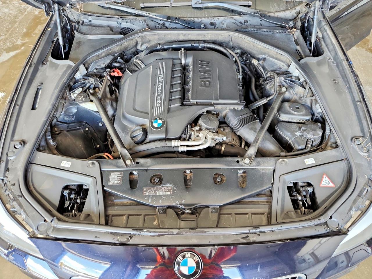 2013 Bmw 535 Xi Blue vin: WBAFU7C57DDU75249