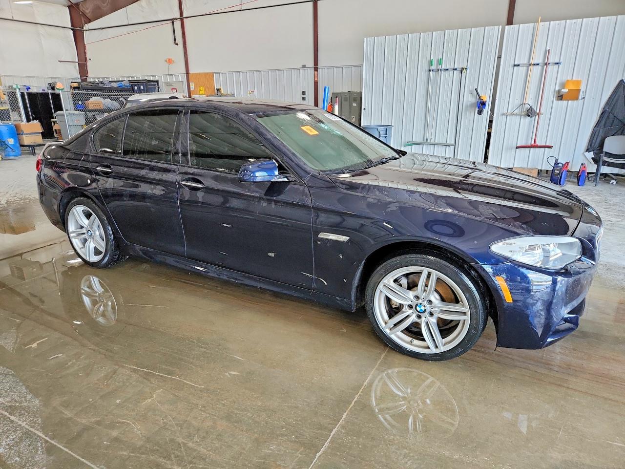 2013 Bmw 535 Xi Blue vin: WBAFU7C57DDU75249