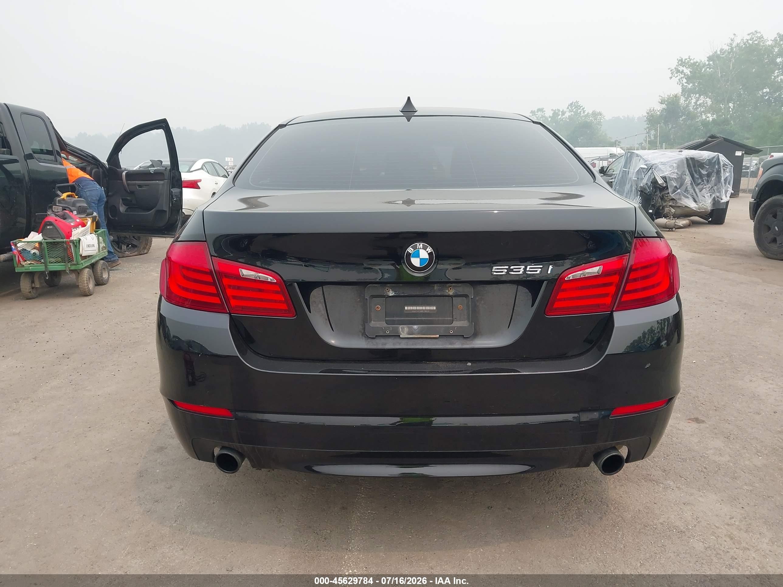 2011 Bmw 535i Xdrive Черный vin: WBAFU7C58BC780035