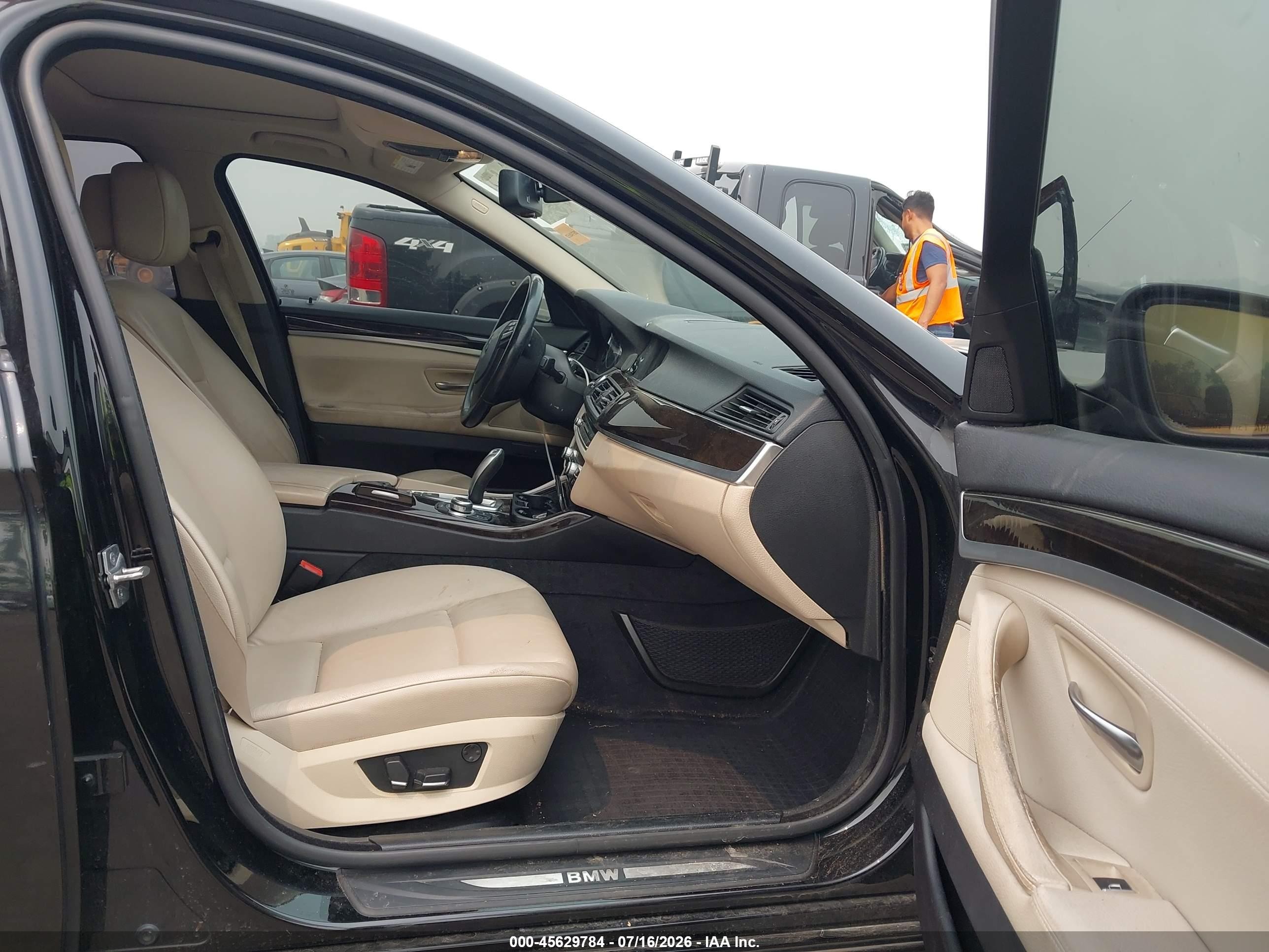 2011 Bmw 535i Xdrive Черный vin: WBAFU7C58BC780035