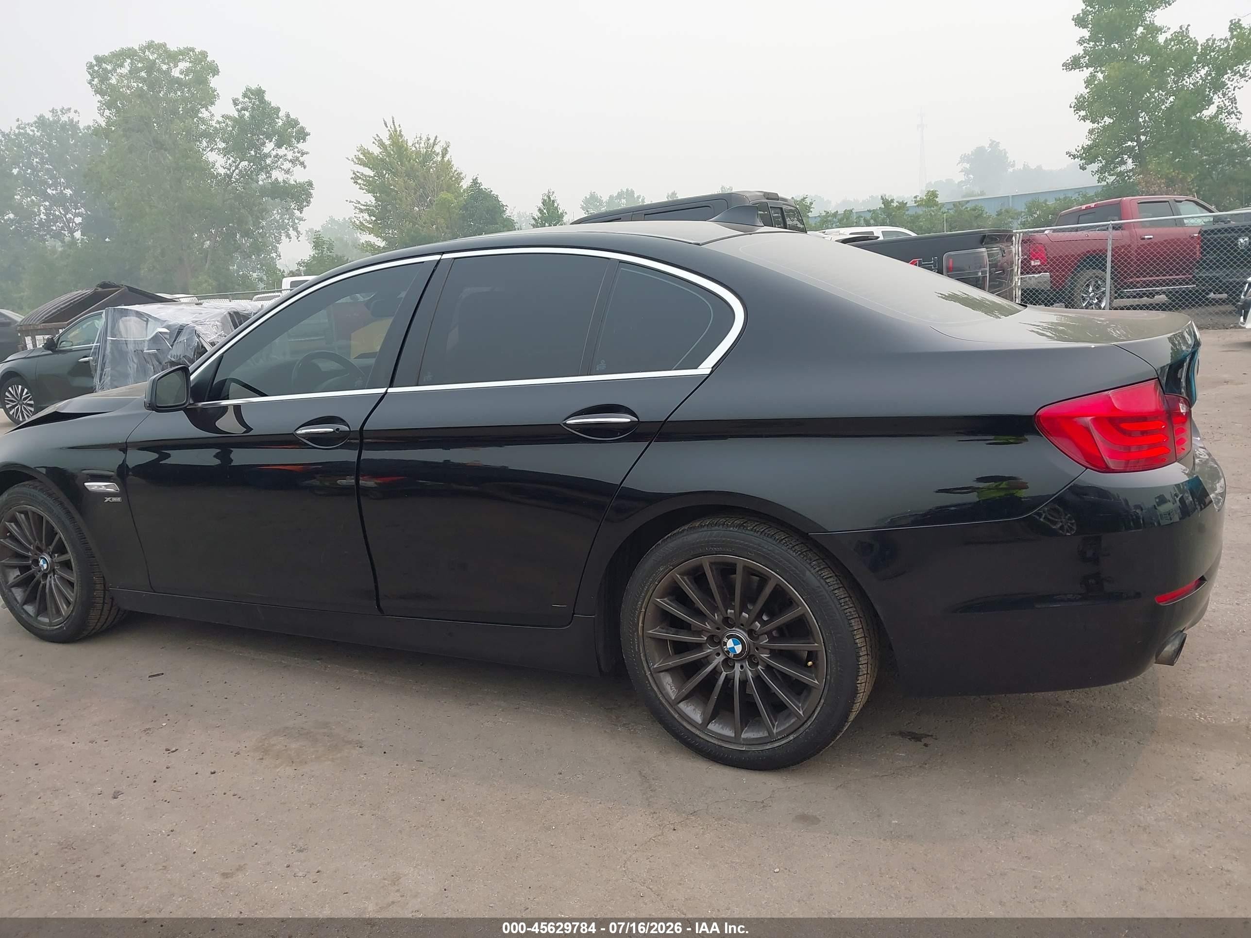 2011 Bmw 535i Xdrive Черный vin: WBAFU7C58BC780035