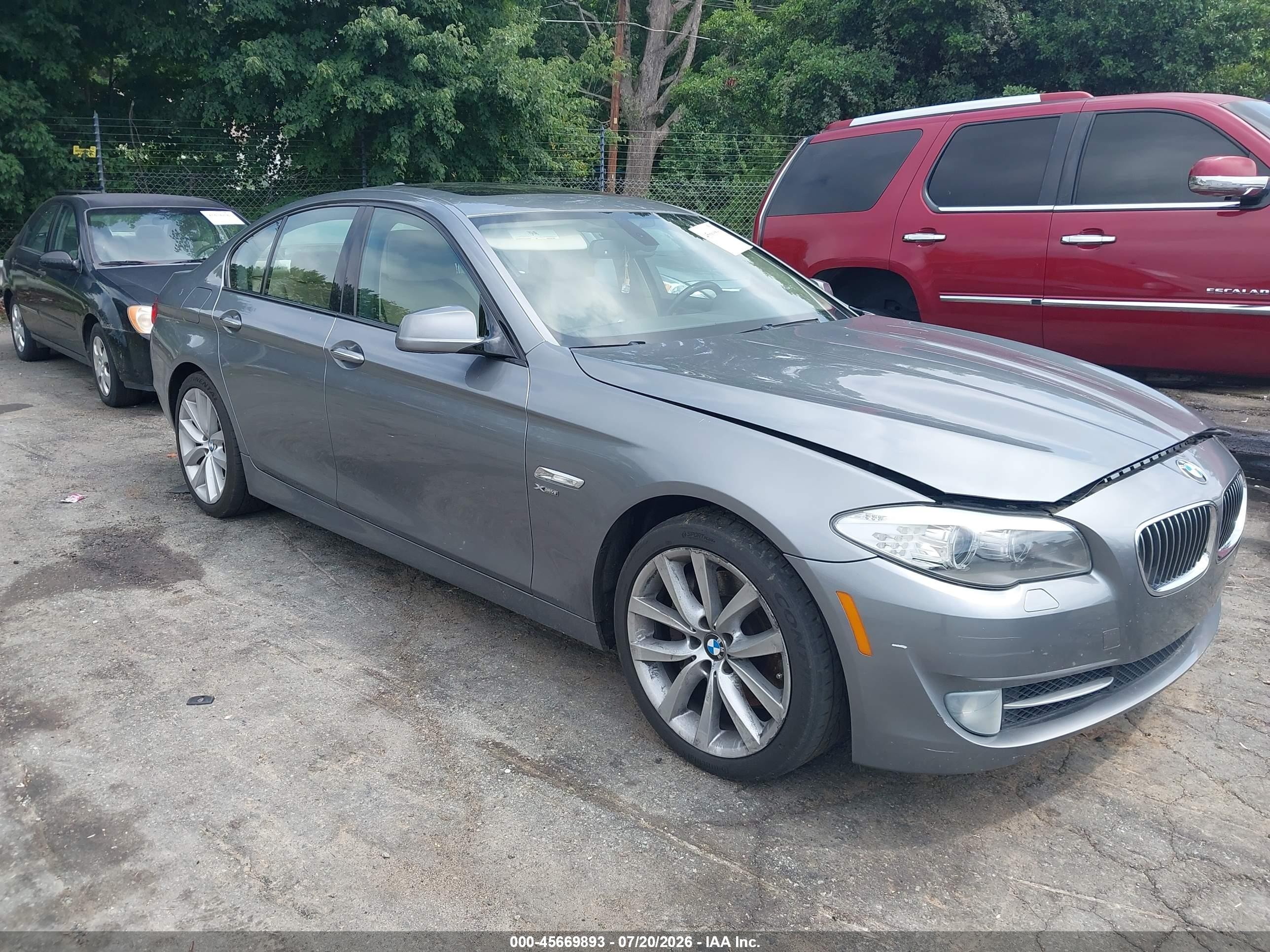 2011 Bmw 535i Xdrive Silver vin: WBAFU7C58BDU54018