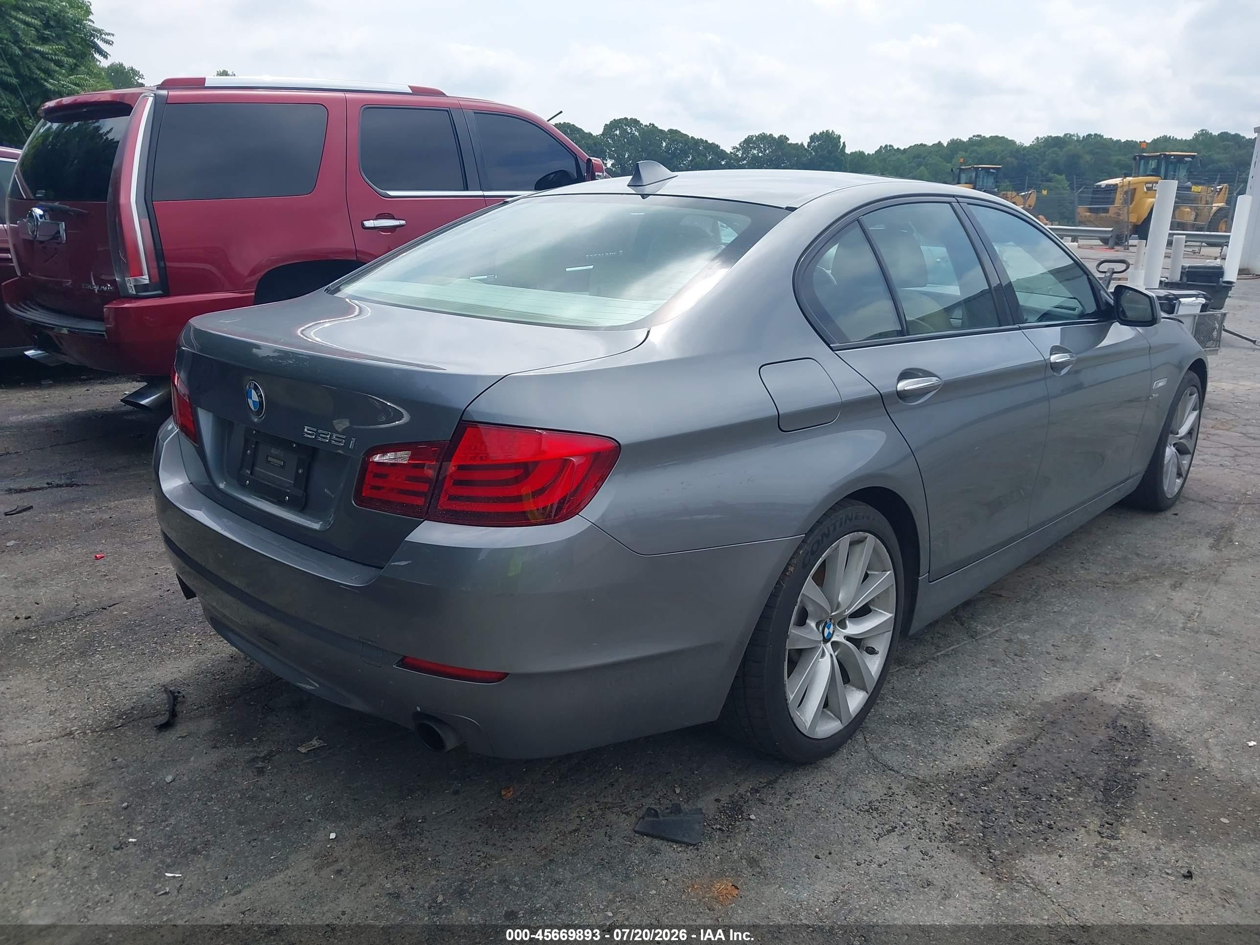 2011 Bmw 535i Xdrive Silver vin: WBAFU7C58BDU54018