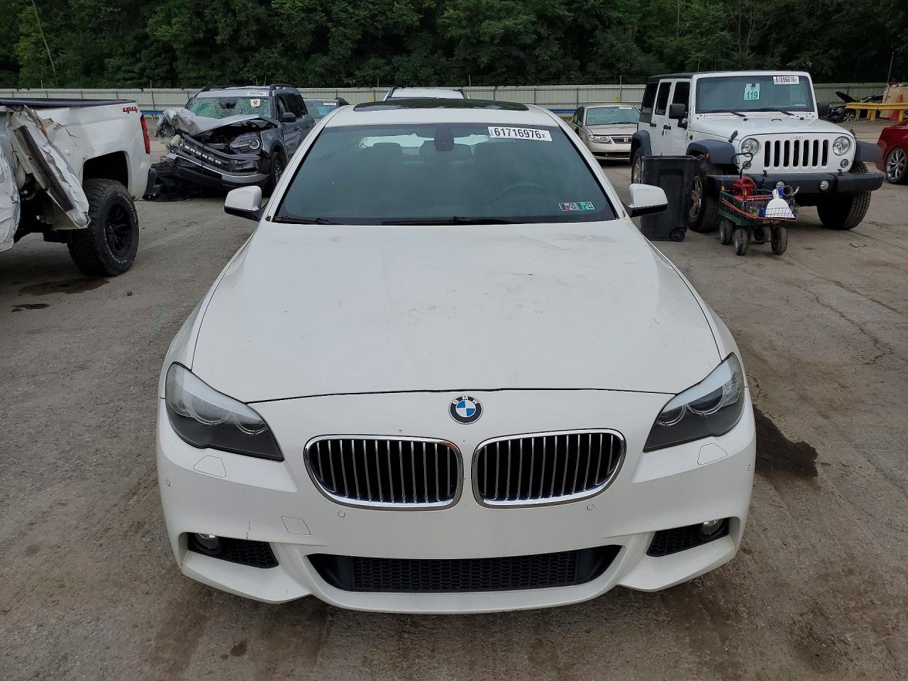 2011 Bmw 535 Xi White vin: WBAFU7C58BDU55959