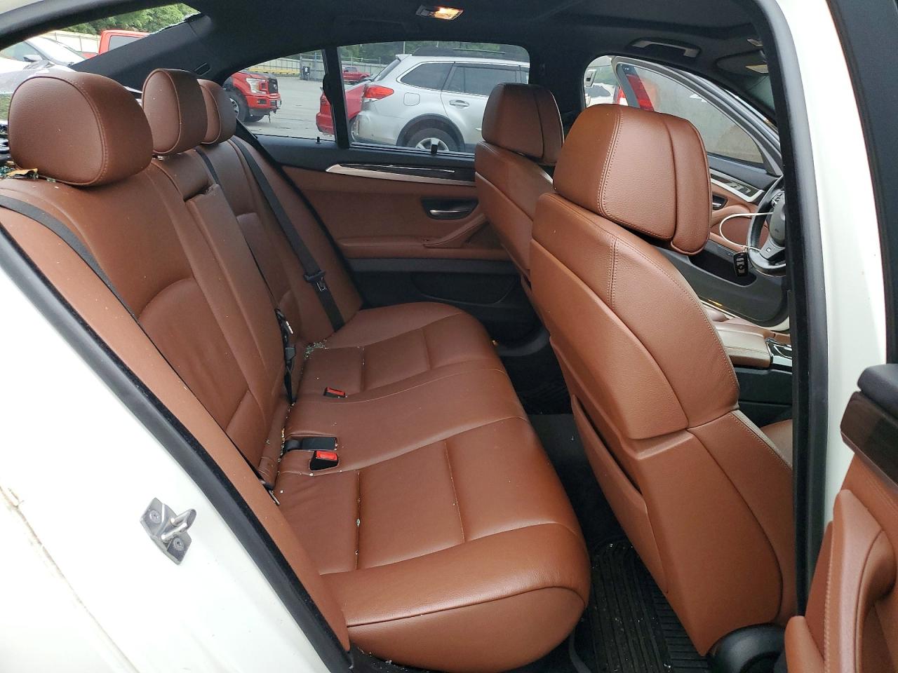 2011 Bmw 535 Xi White vin: WBAFU7C58BDU55959