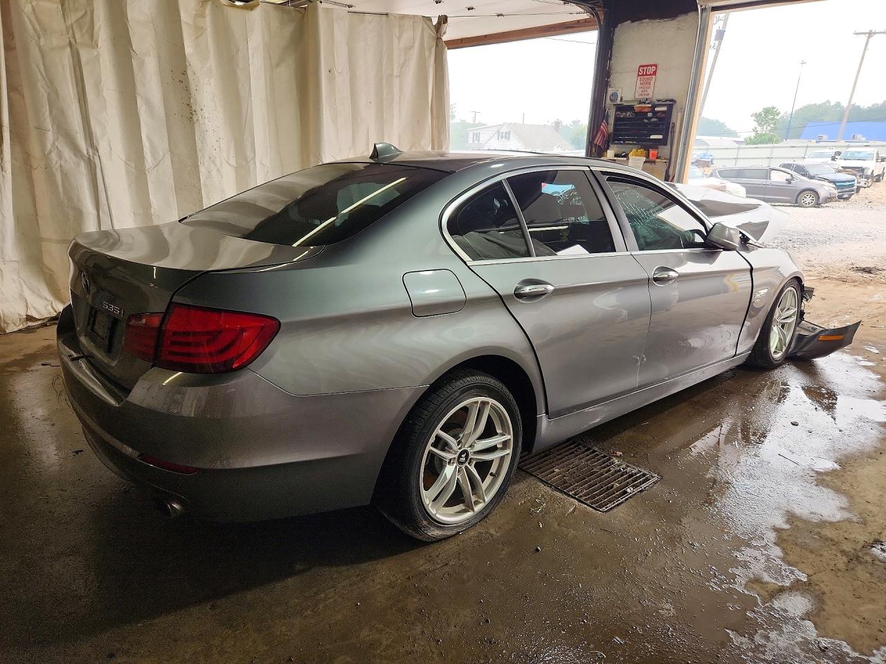 2012 Bmw 535 Xi Gray vin: WBAFU7C58CDU64663