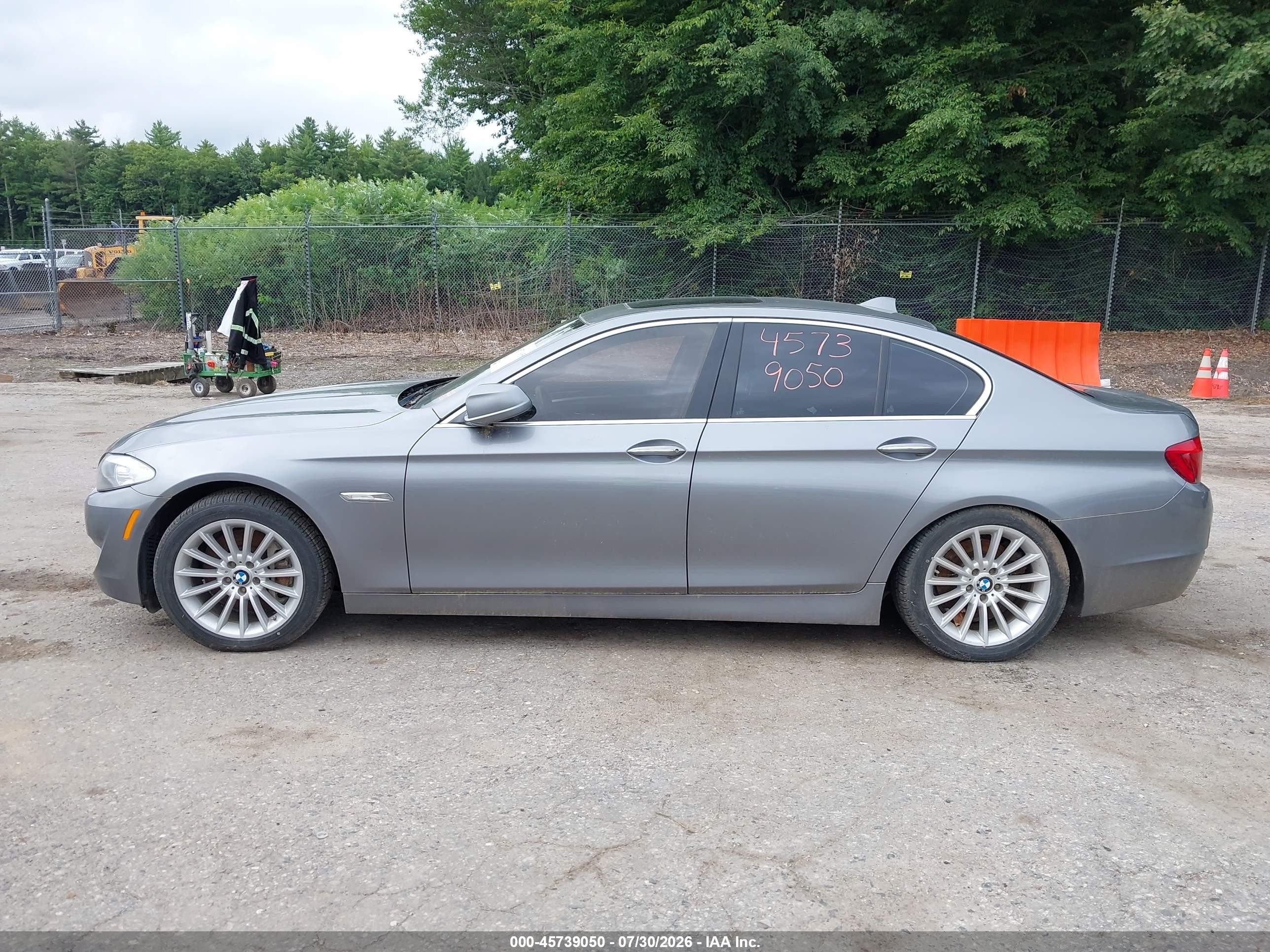 2013 Bmw 535i Xdrive Gray vin: WBAFU7C58DDU66530